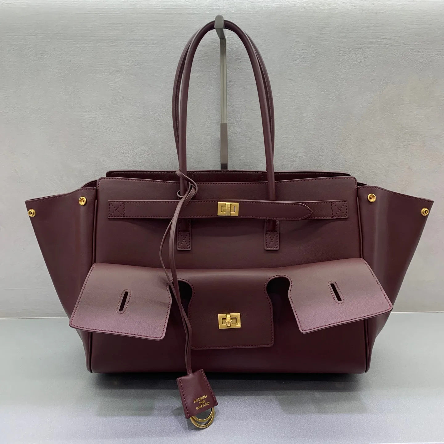 Классические Сумки Женские Balenciaga 11864240