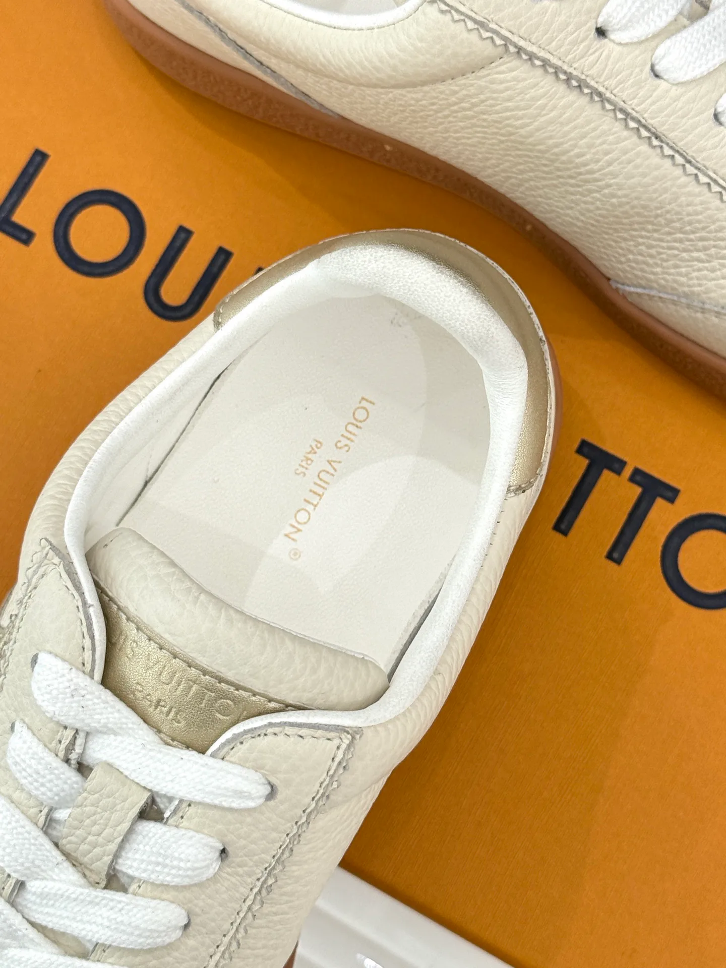 Кроссовки Женские Louis Vuitton 712774