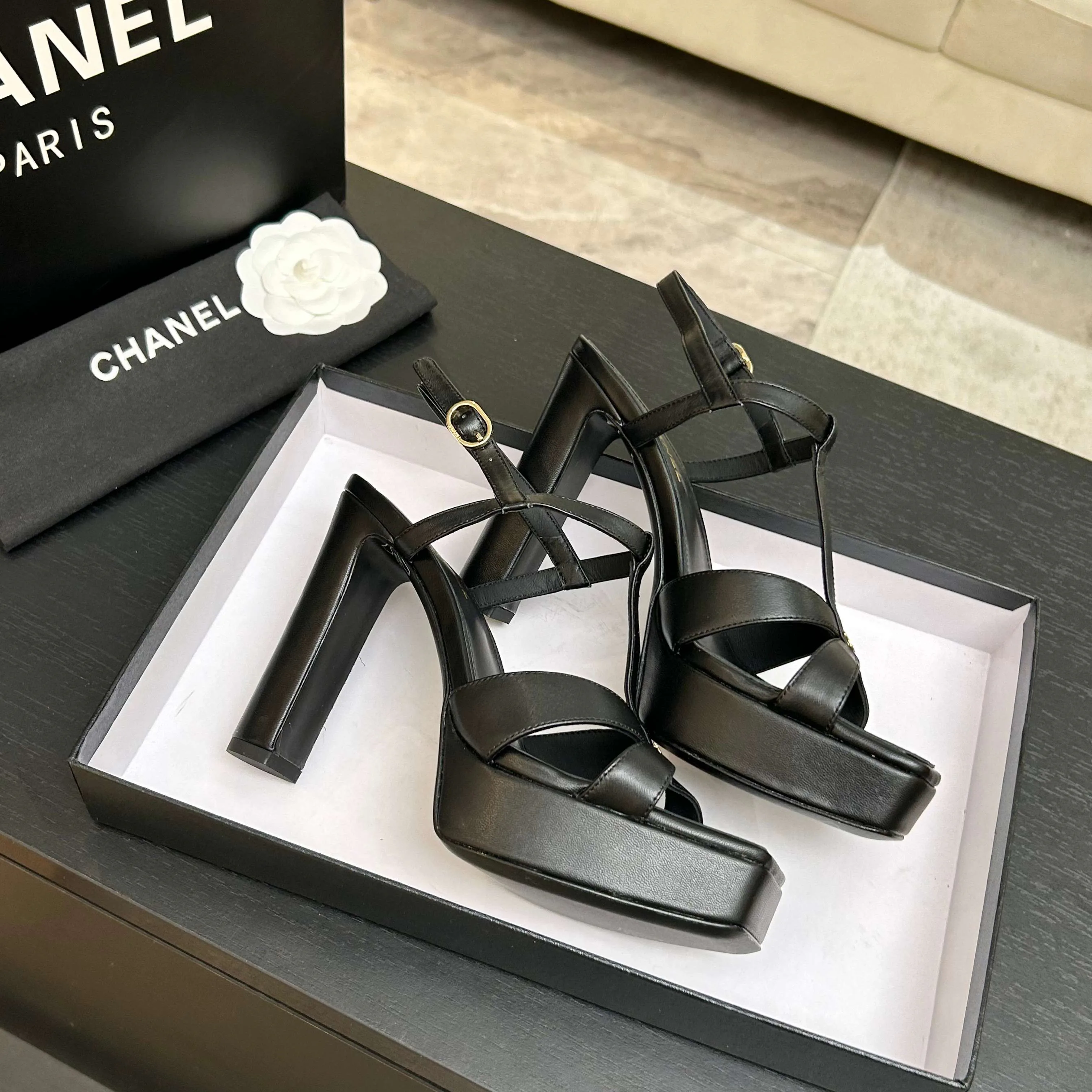 Босоножки Женские Chanel 12807397