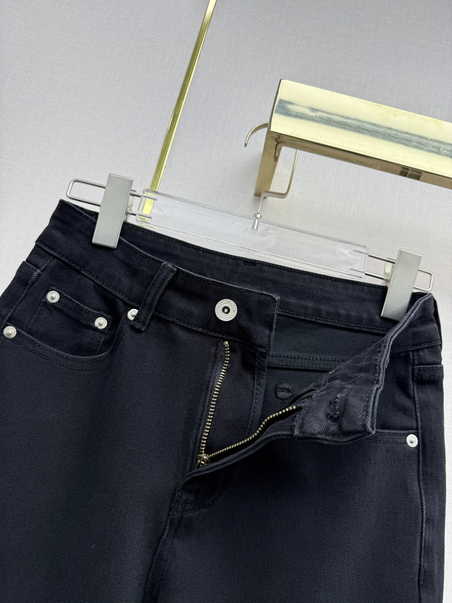 Джинсы Мужские Miu Miu 10895620