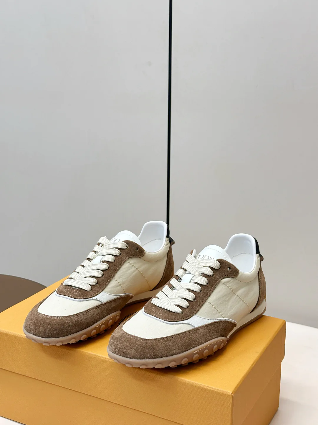 Кроссовки Женские Tod's 18397682