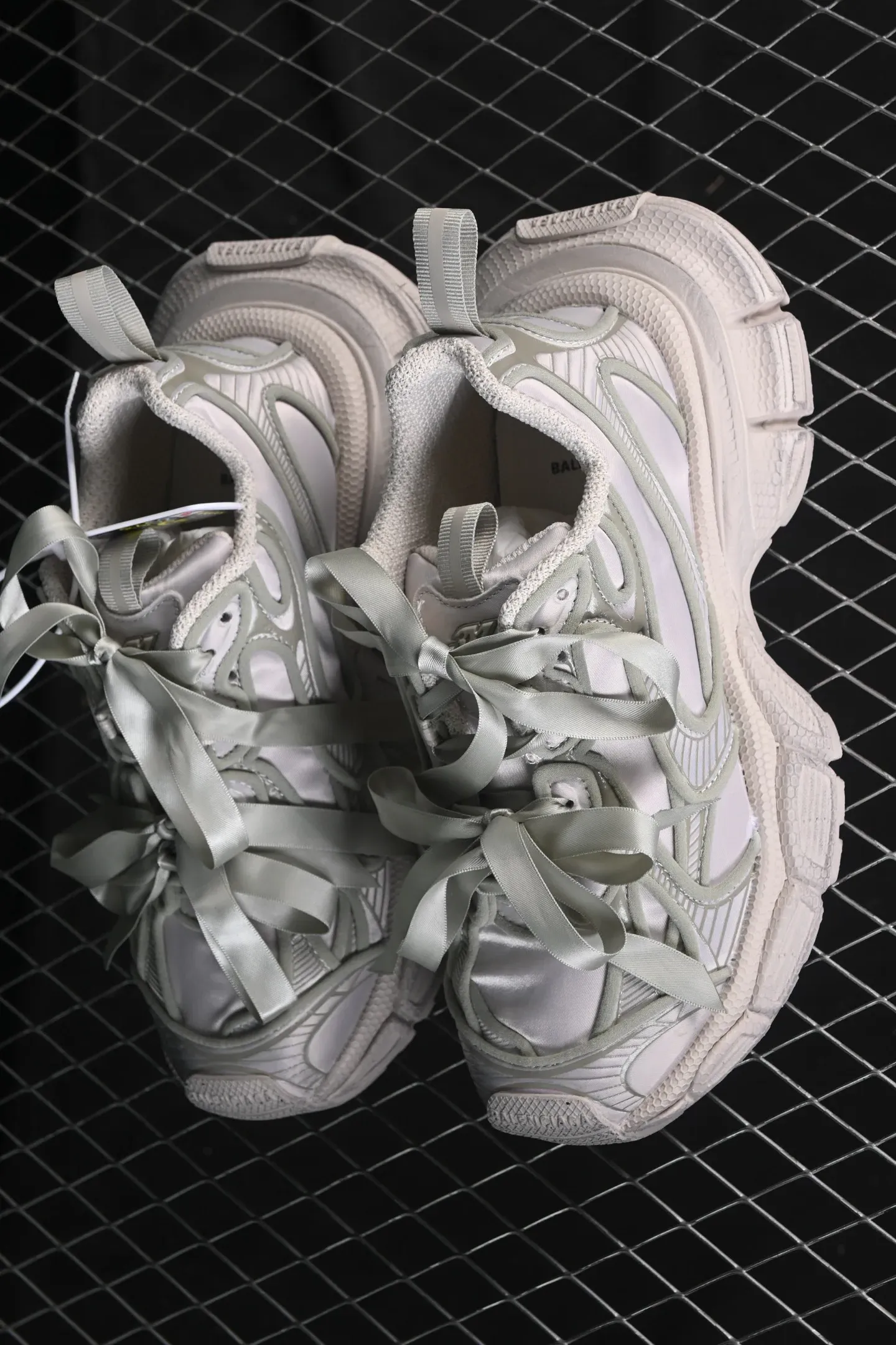 Кроссовки Женские Balenciaga 168981