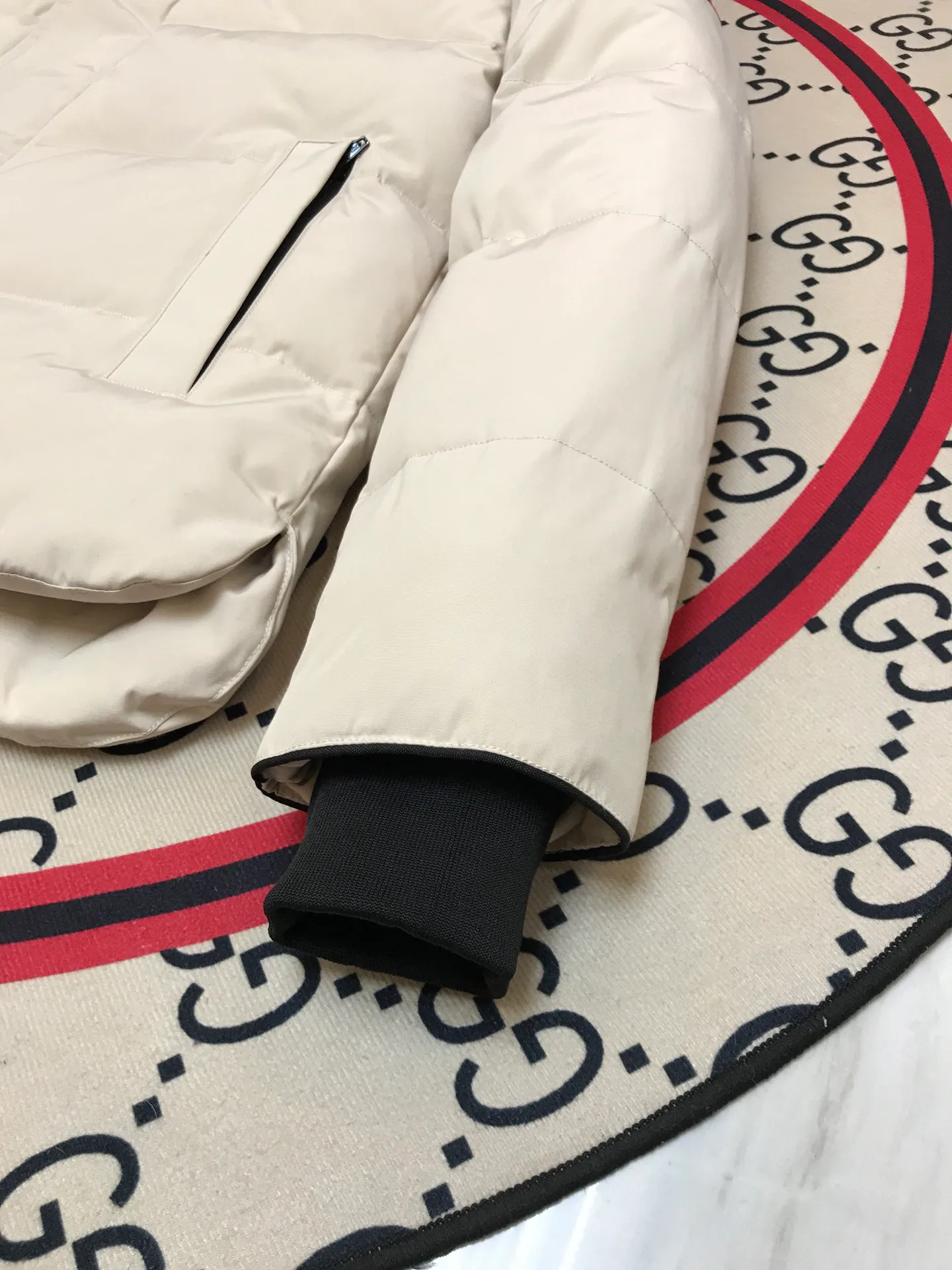 Куртки И Пуховики Женские Canada Goose 3153878