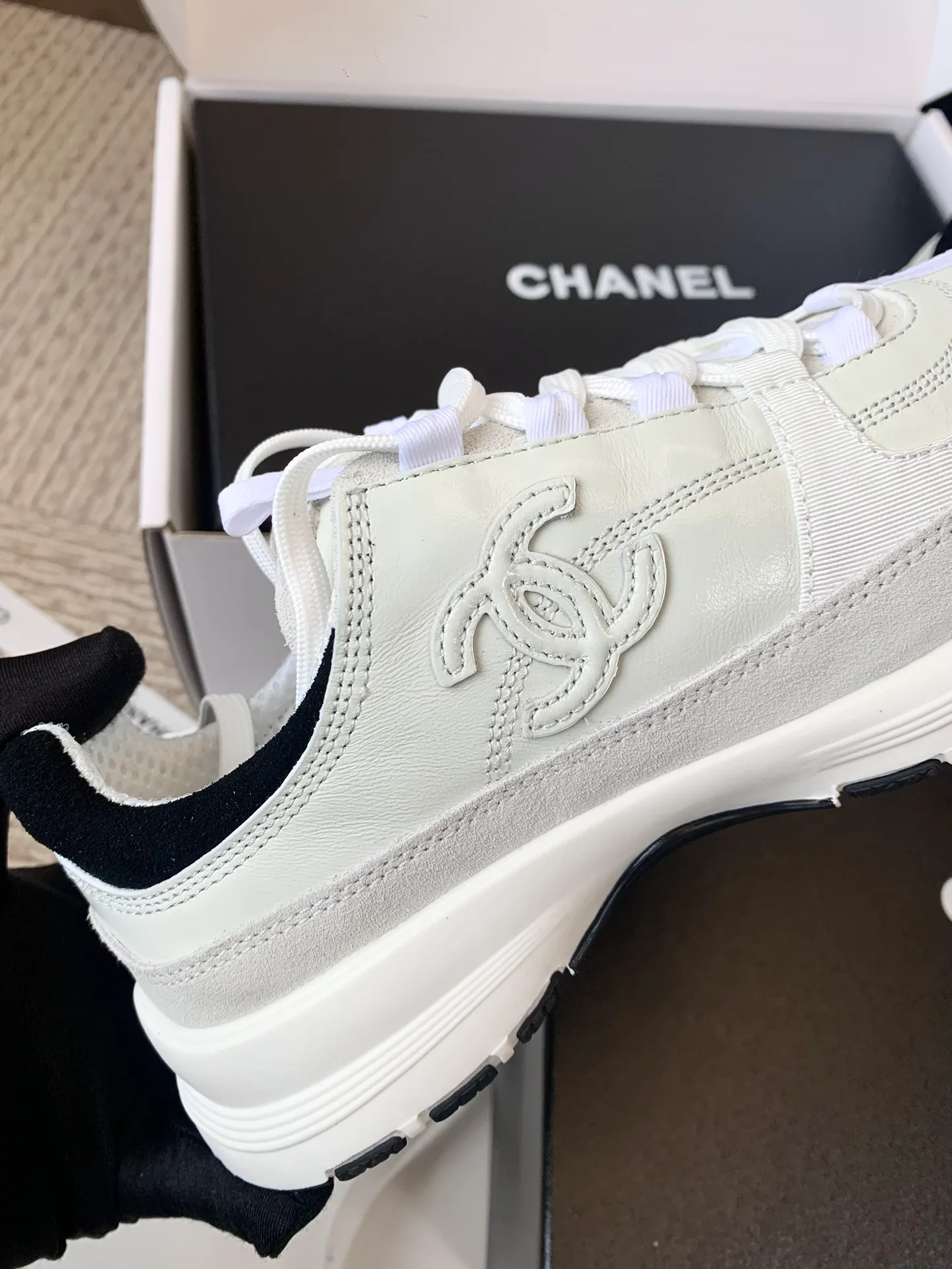 Кроссовки Женские Chanel 10851135