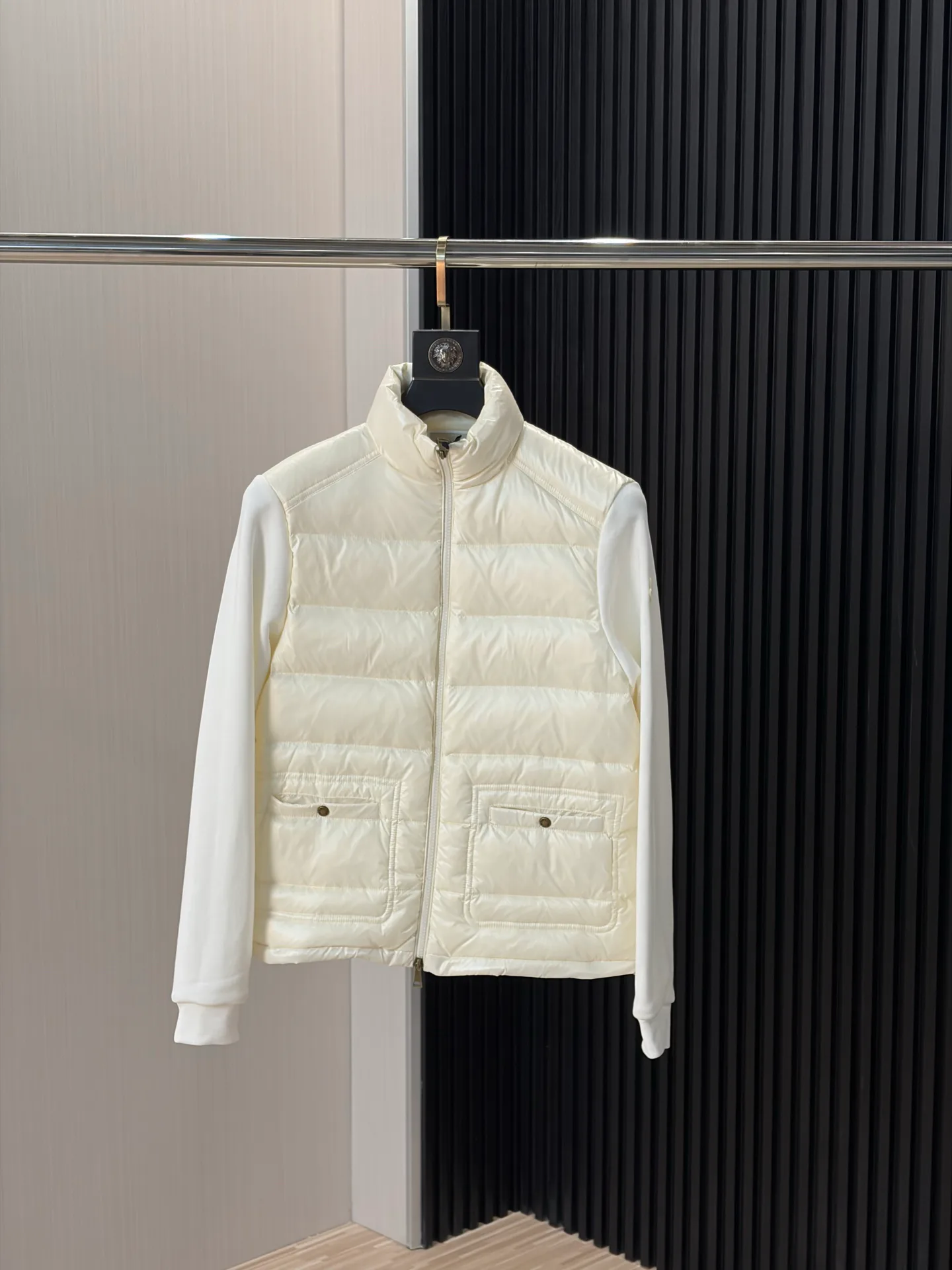 Куртки И Пуховики Мужские Moncler 18231126