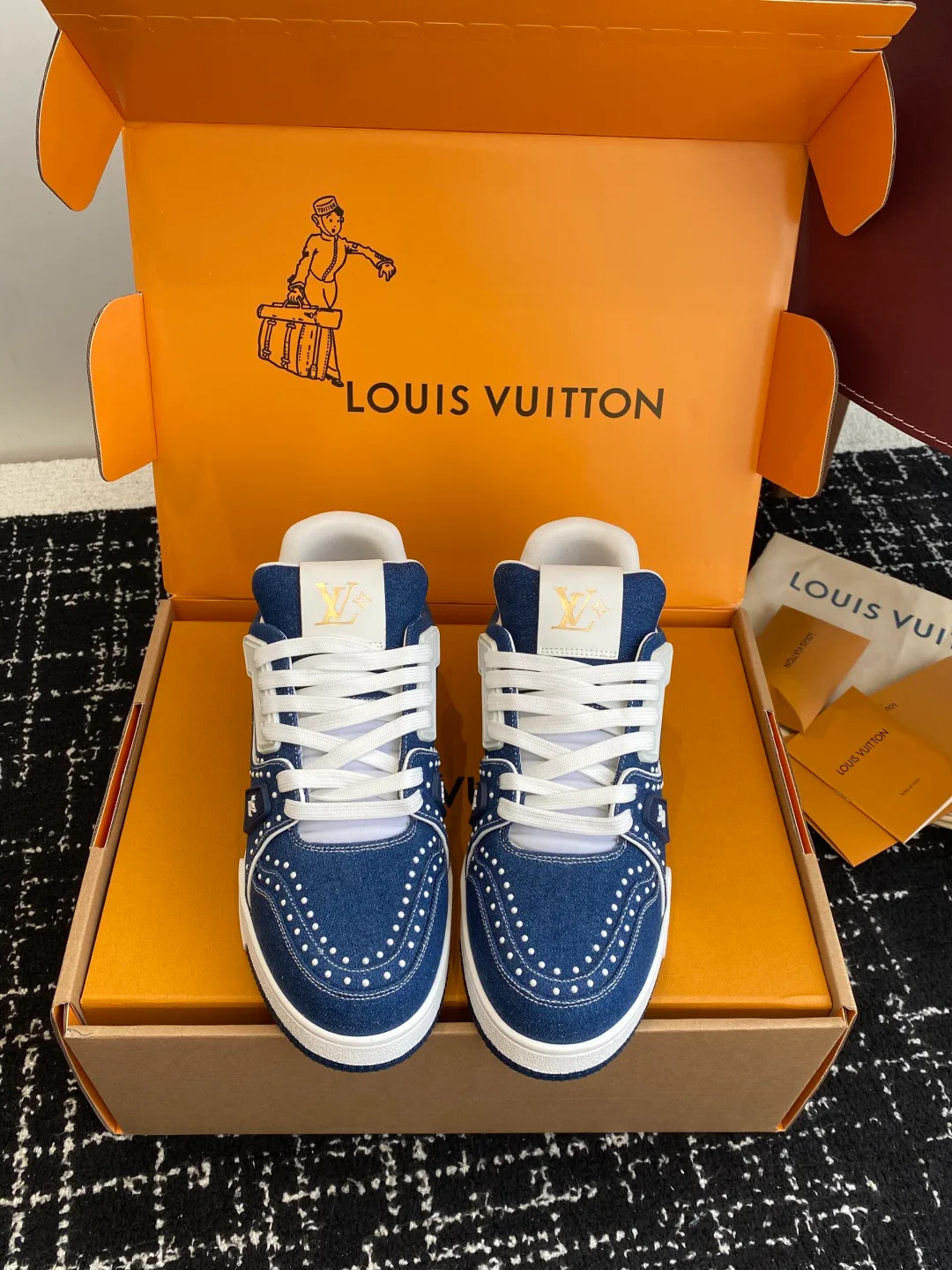 Кроссовки Женские Louis Vuitton 5790809