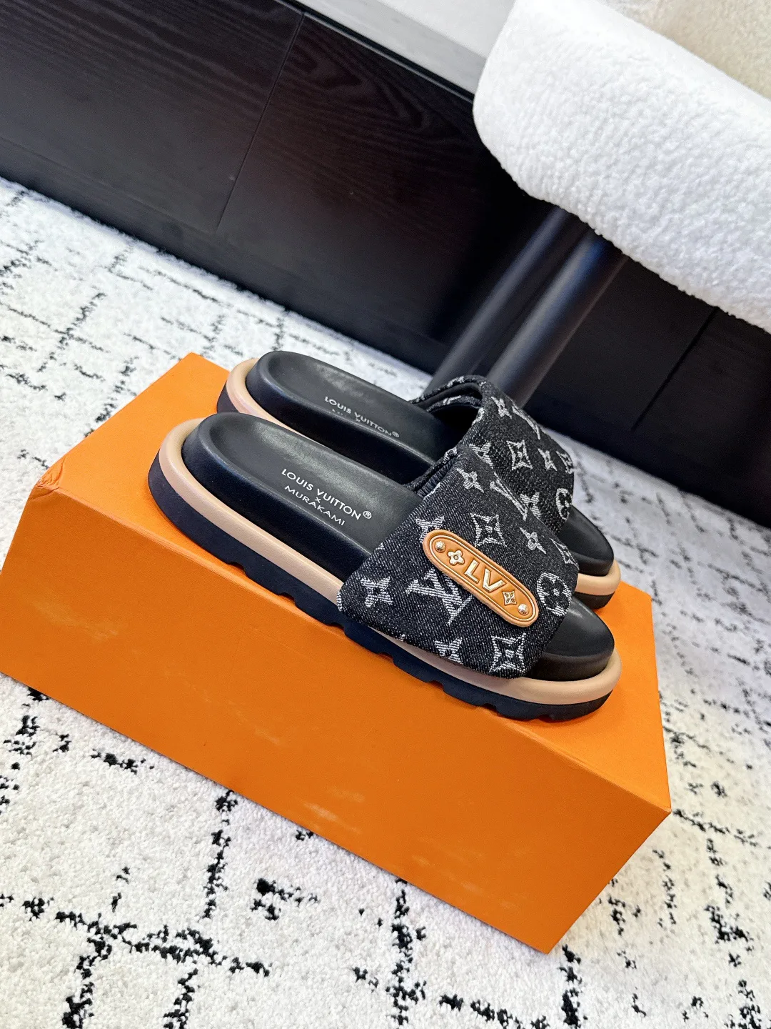 Шлепанцы Женские Louis Vuitton 1752813