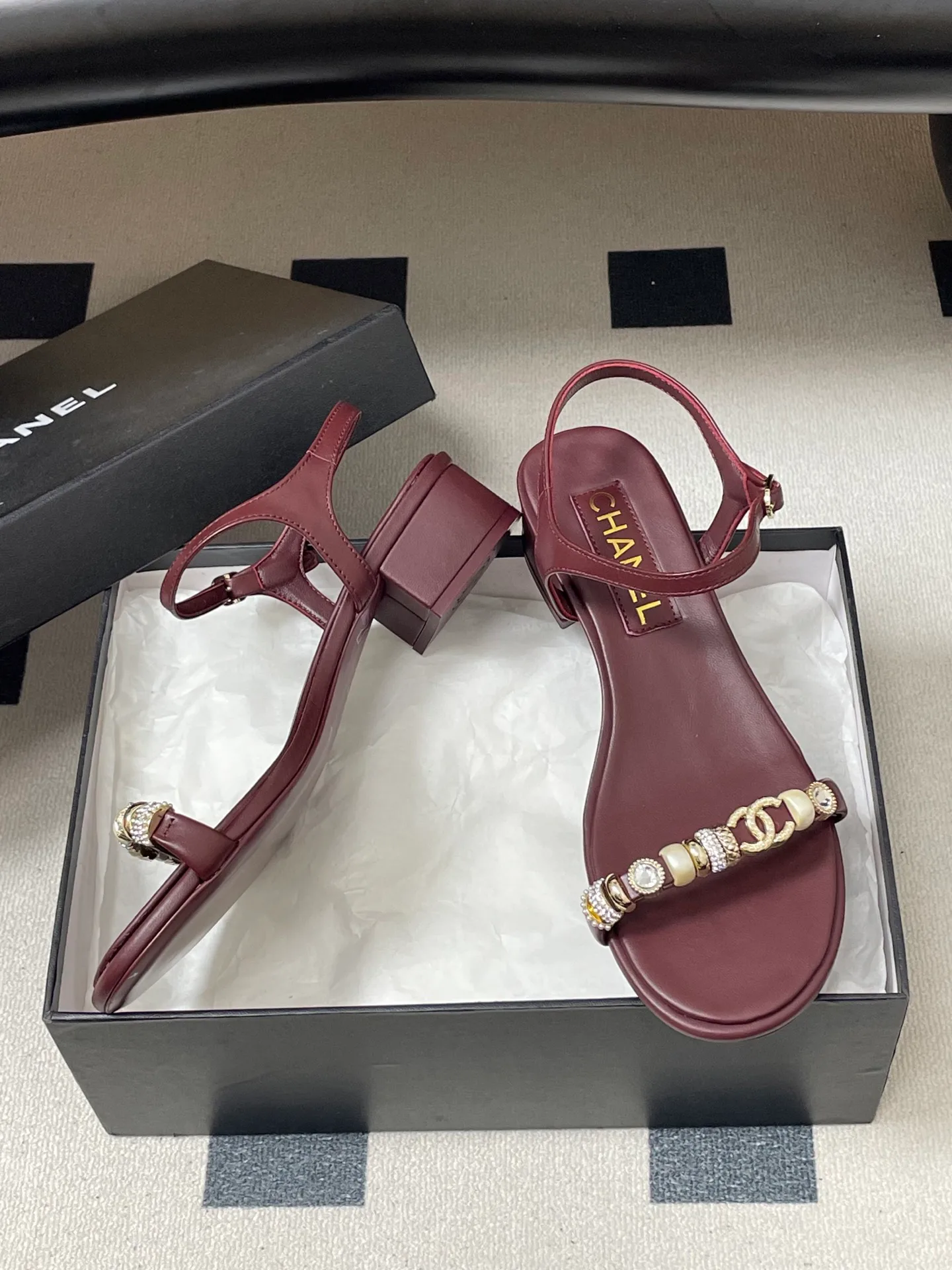Босоножки Женские Chanel 11684448