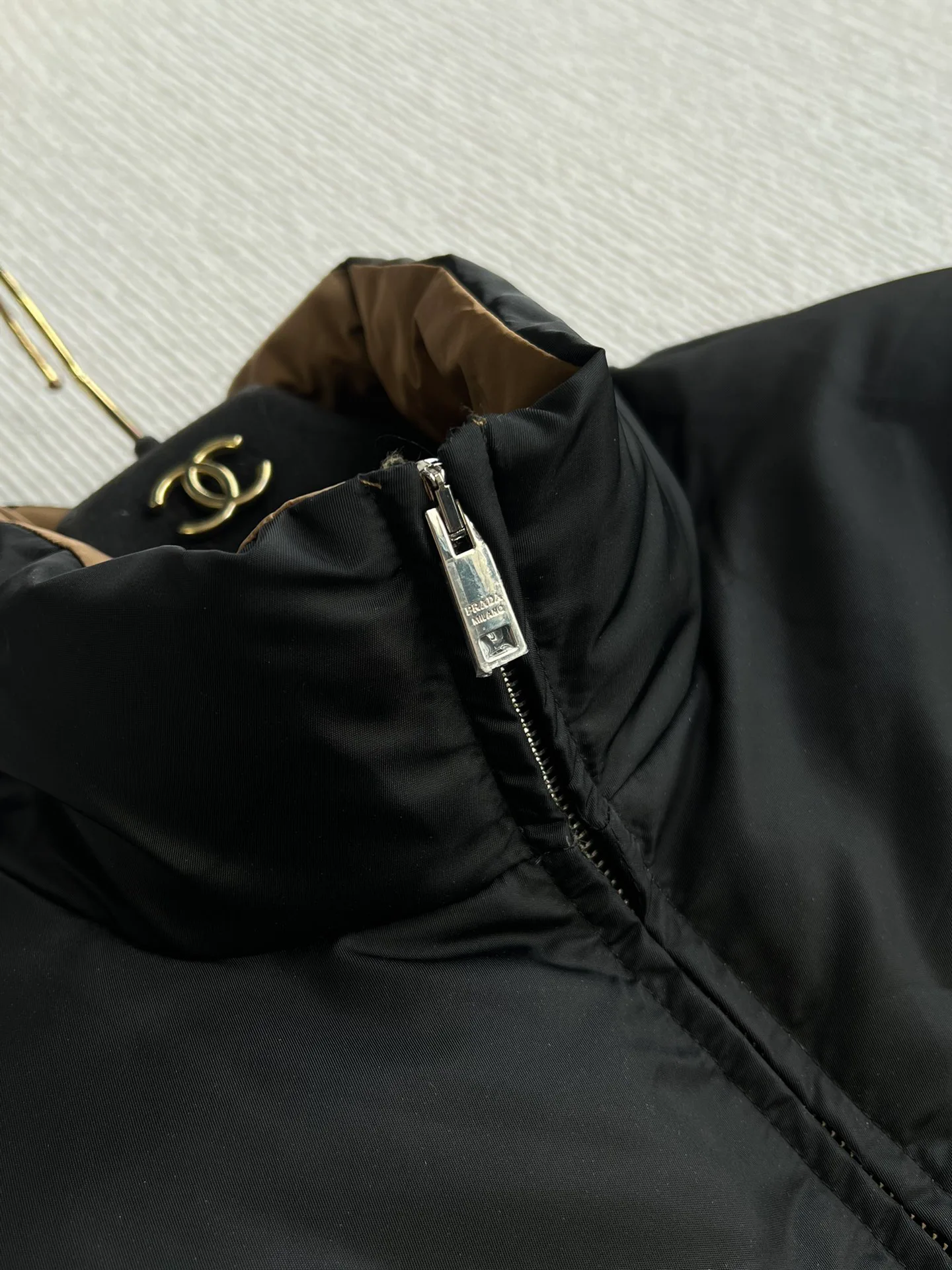 Куртки И Пуховики Женские Prada 19074892