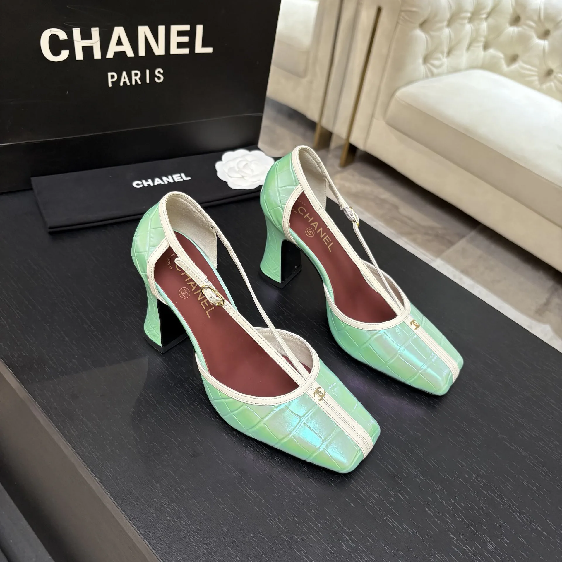 Босоножки Женские Chanel 19339300