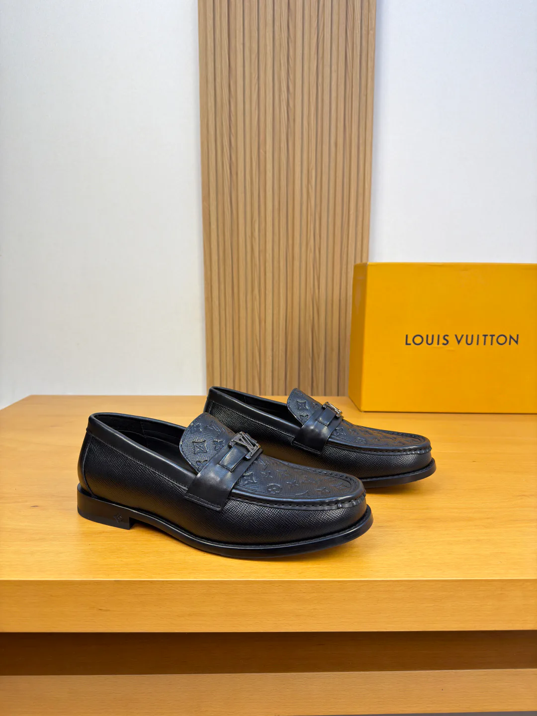 Лоферы И Туфли Мужские Louis Vuitton 18967658