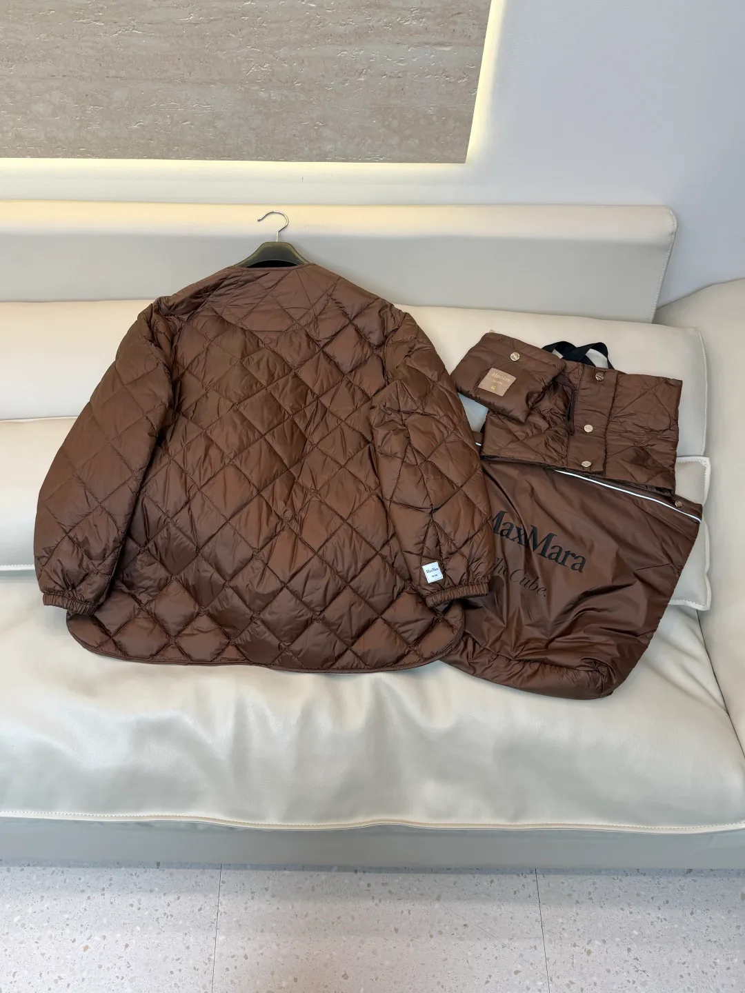 Куртки И Пуховики Женские Max Mara 17917320