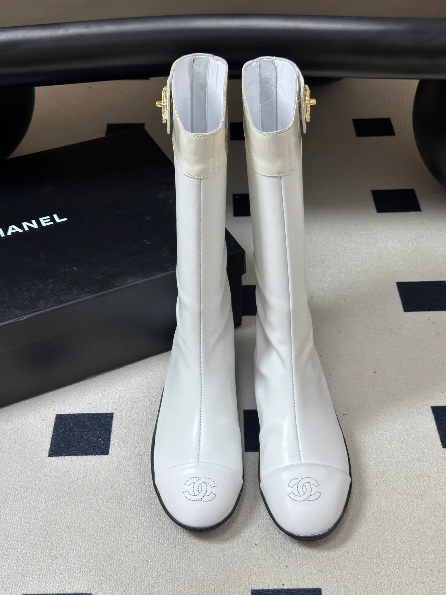 Сапоги Женские Chanel 18543435