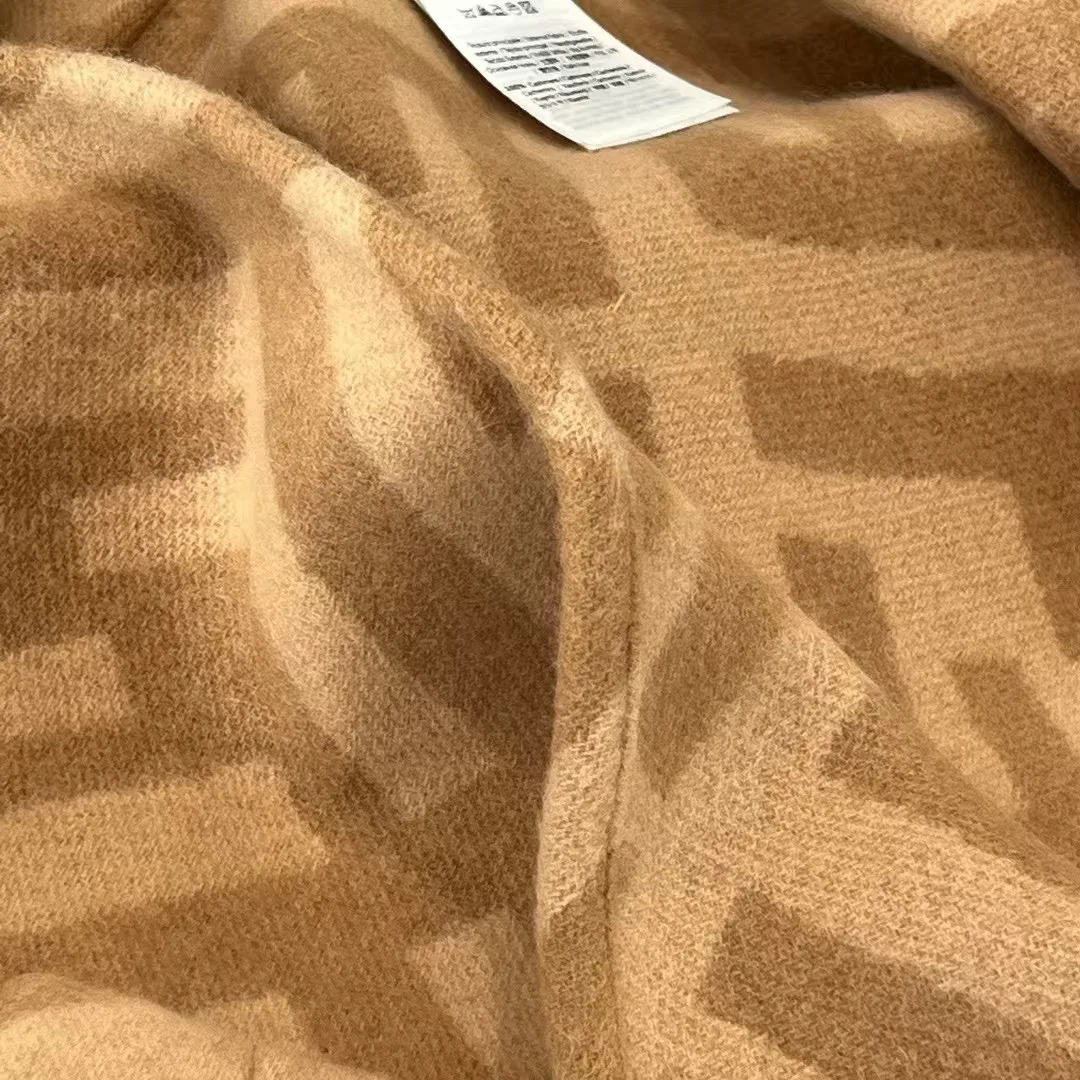 Шарфы Fendi 1669545