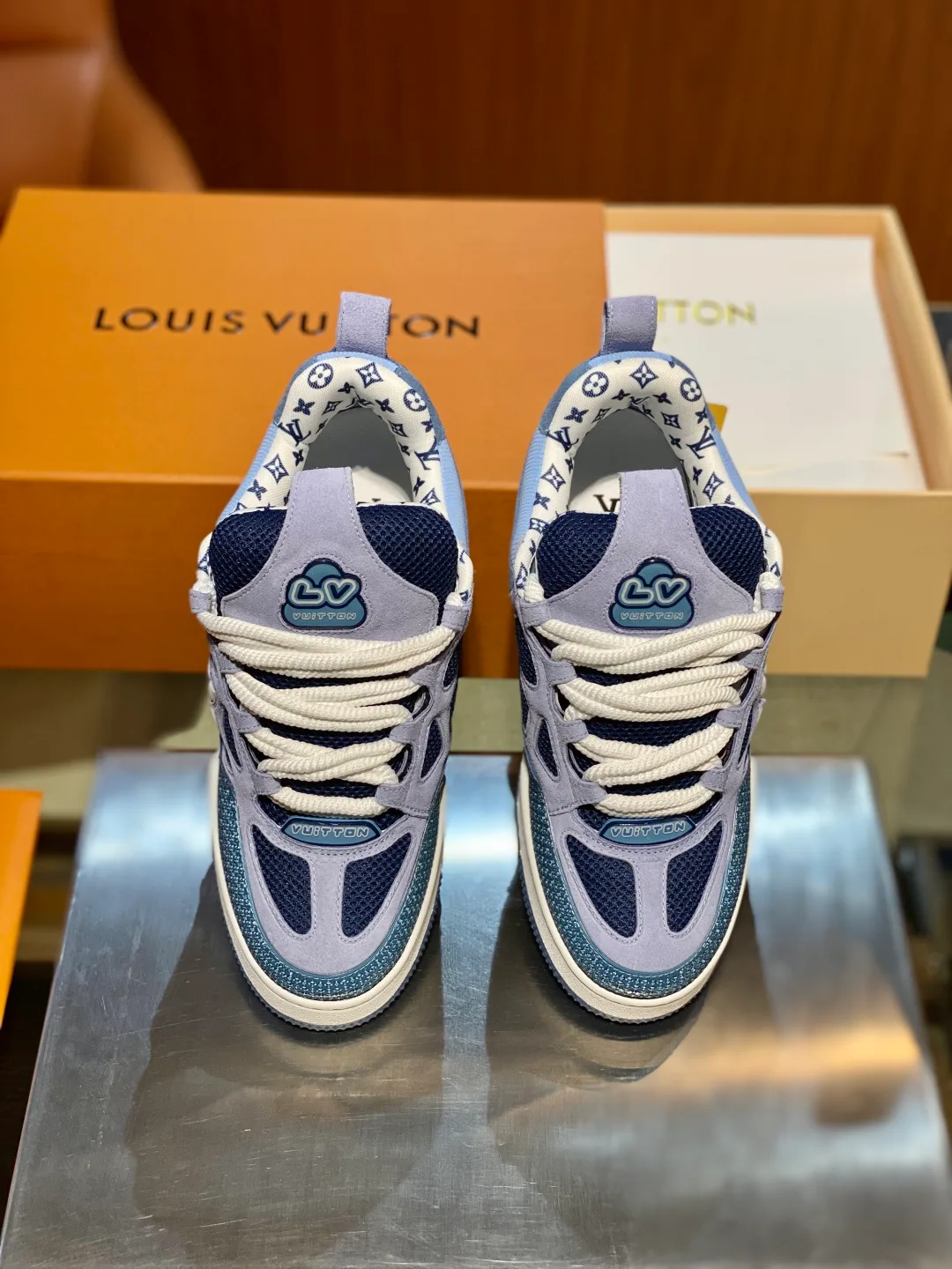 Кроссовки Женские Louis Vuitton 499618