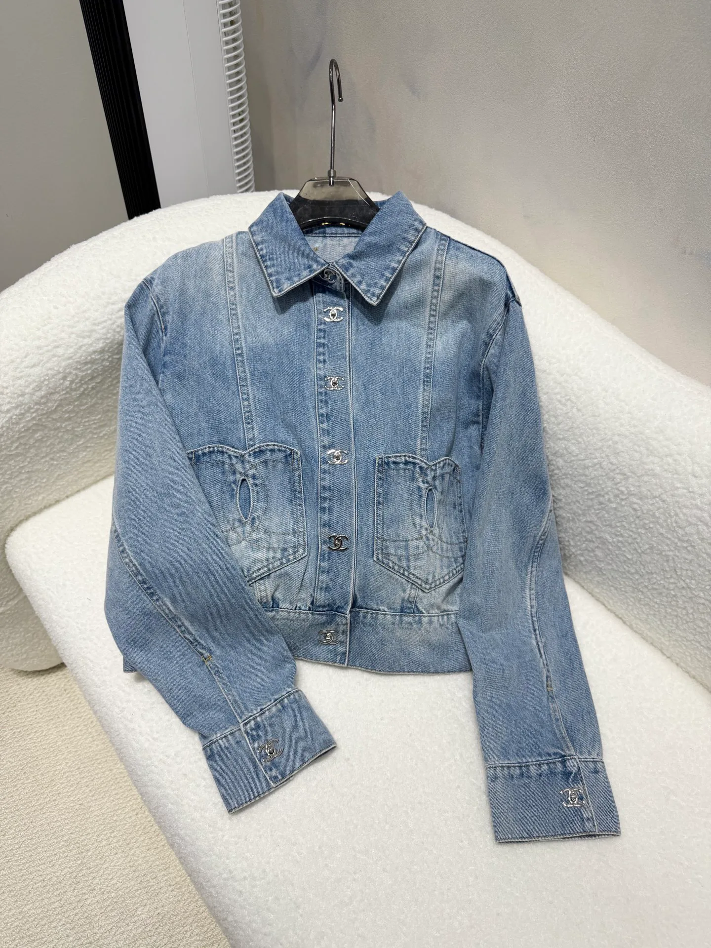 Жакеты Женские Chanel 11692062