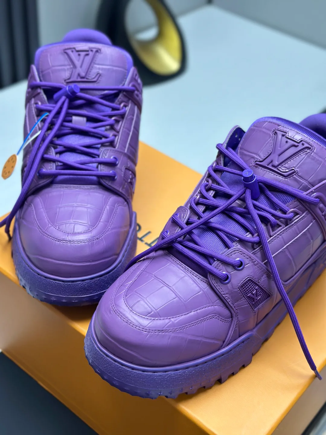 Кроссовки Женские Louis Vuitton 230768