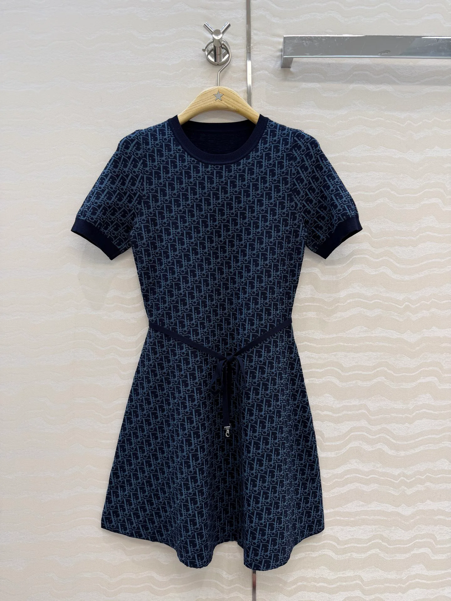 Платья Женские Christian Dior 13344671