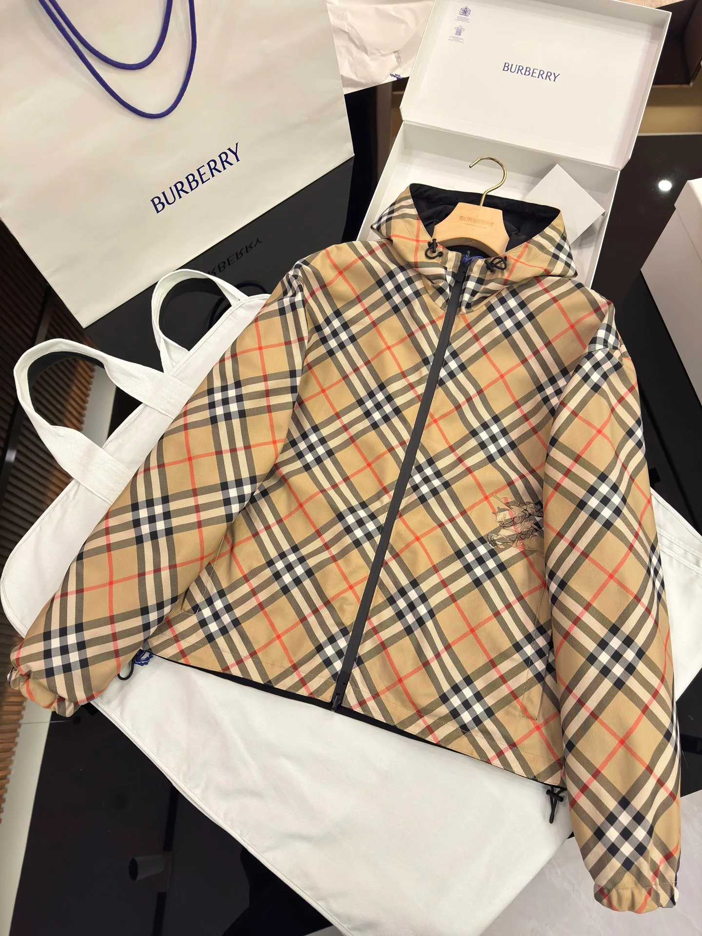 Куртки И Пуховики Женские Burberry 19185341