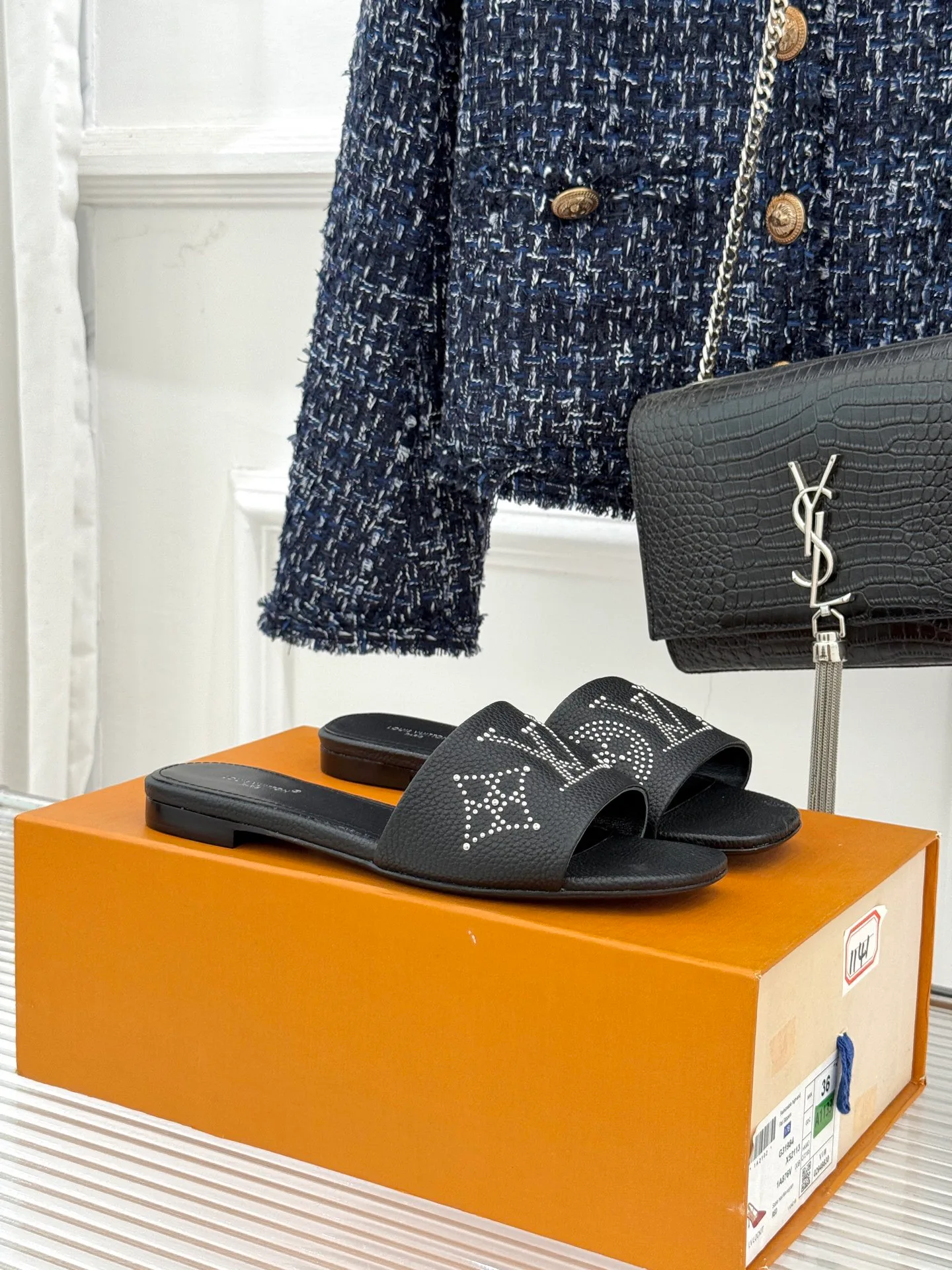 Шлепанцы Женские Louis Vuitton 2962776