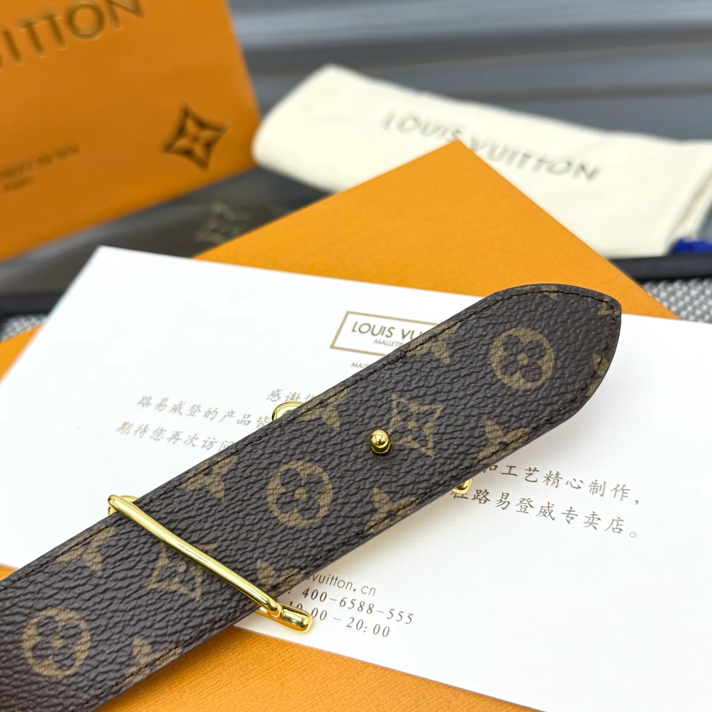 Ремни Louis Vuitton 270490