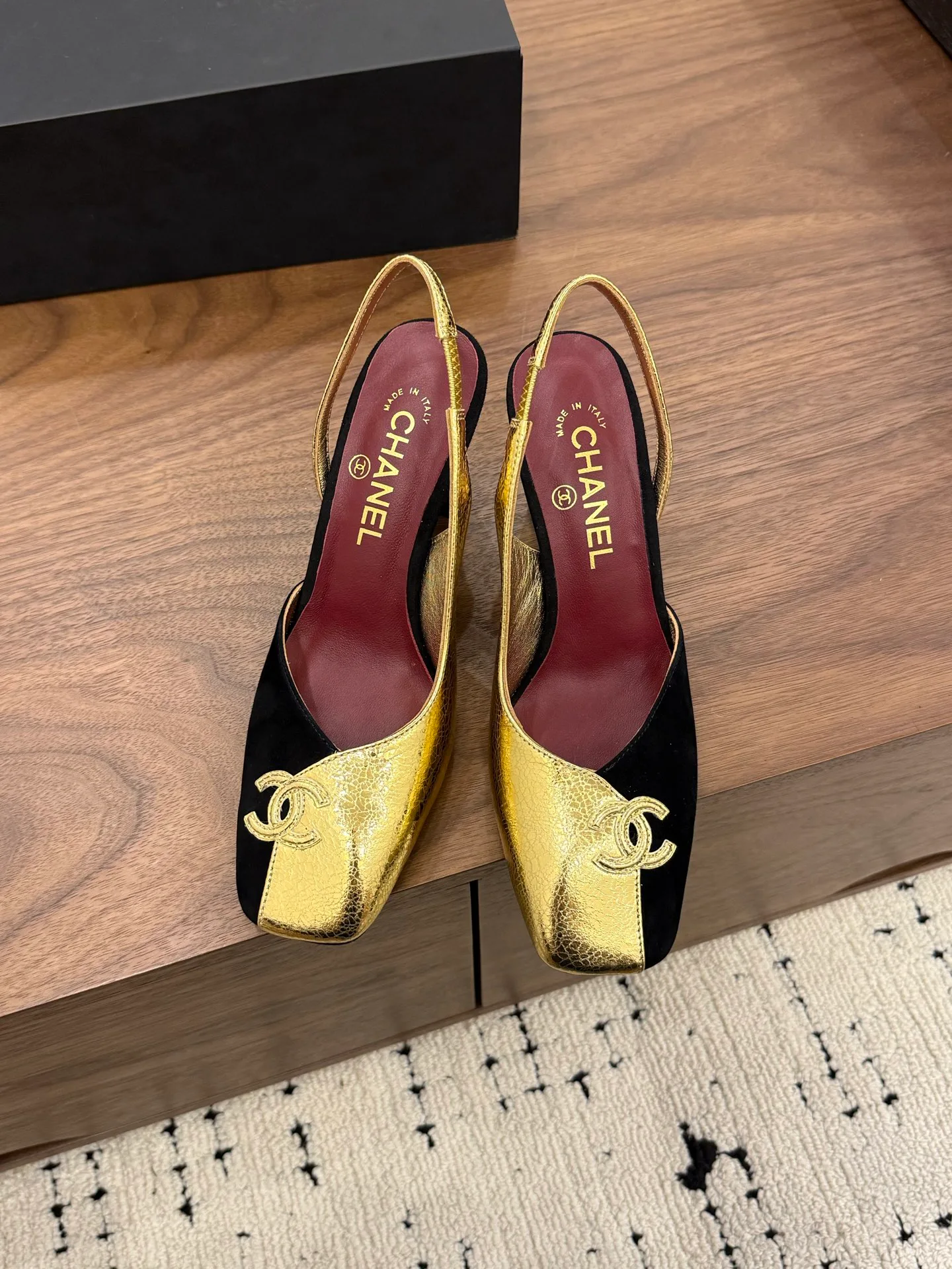 Босоножки Женские Chanel 11898565