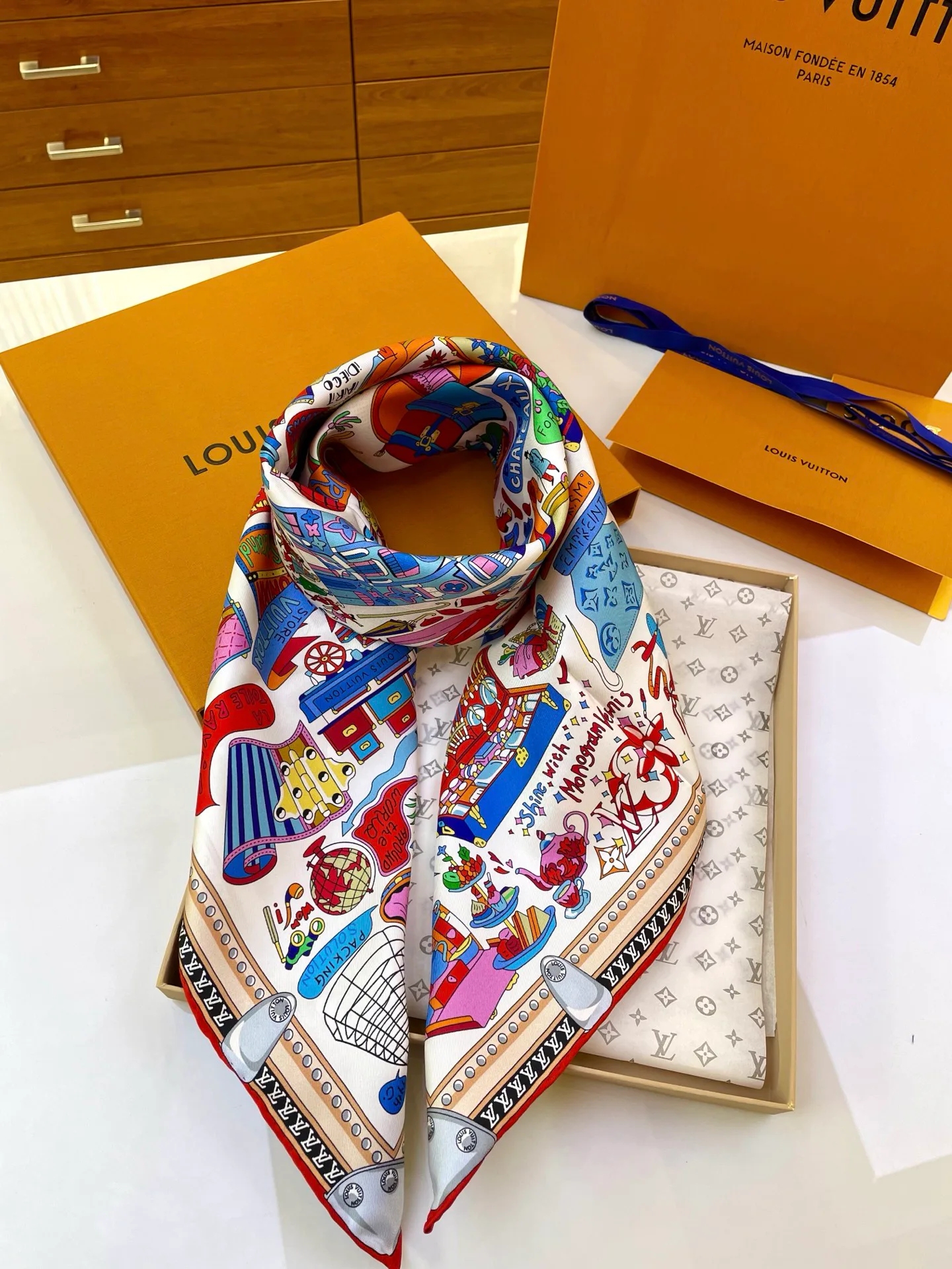 Шарфы Louis Vuitton 6645279