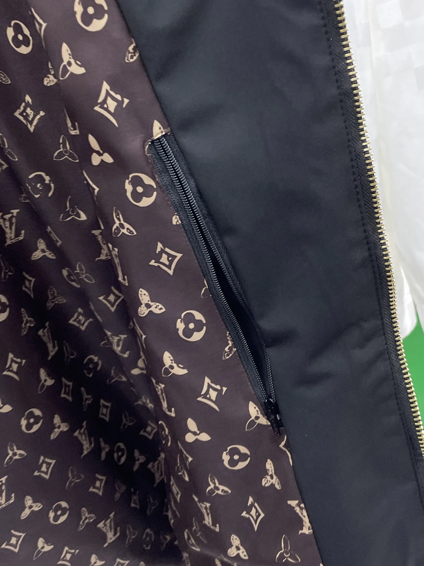 Куртки И Пуховики Мужские Louis Vuitton 9352339