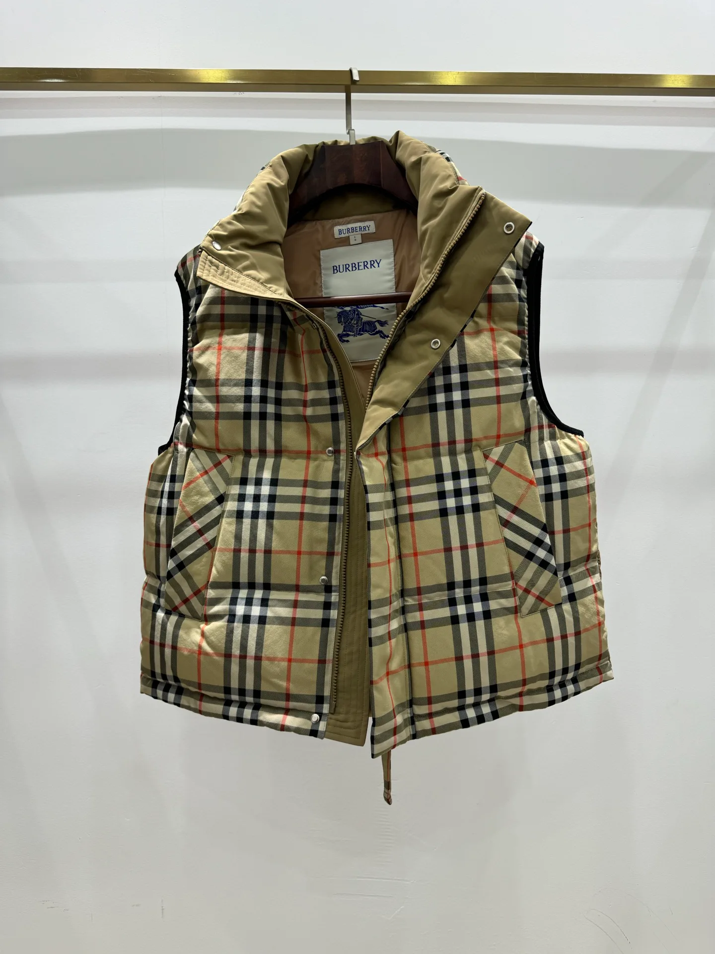 Жилеты Женские Burberry 19325559
