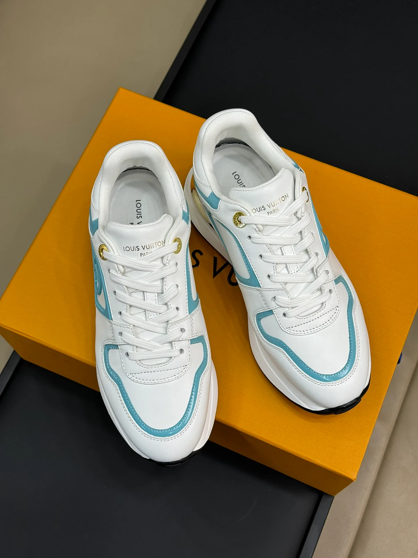 Кроссовки Женские Louis Vuitton