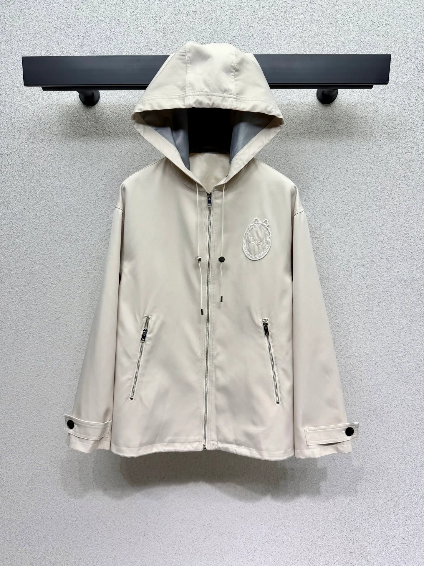 Куртки И Пуховики Женские Christian Dior 12239365