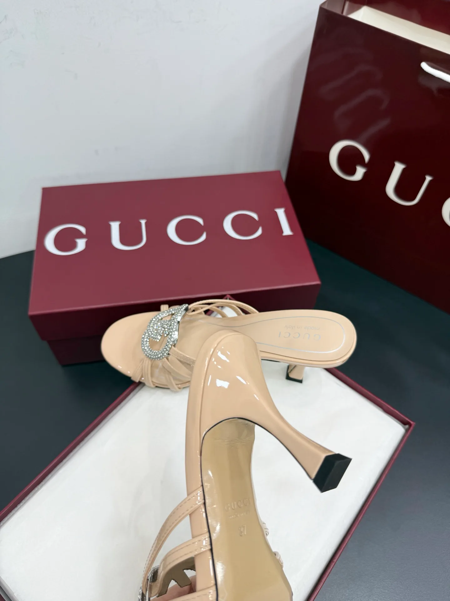 Босоножки Женские Gucci 457915