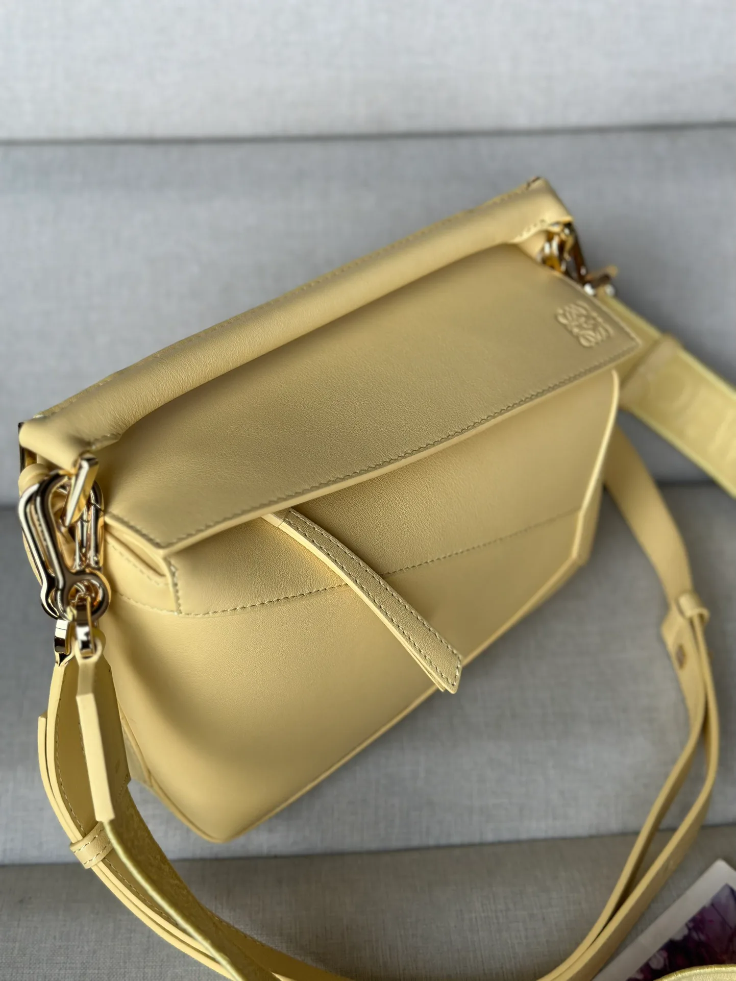 Классические Сумки Женские Loewe 13339544