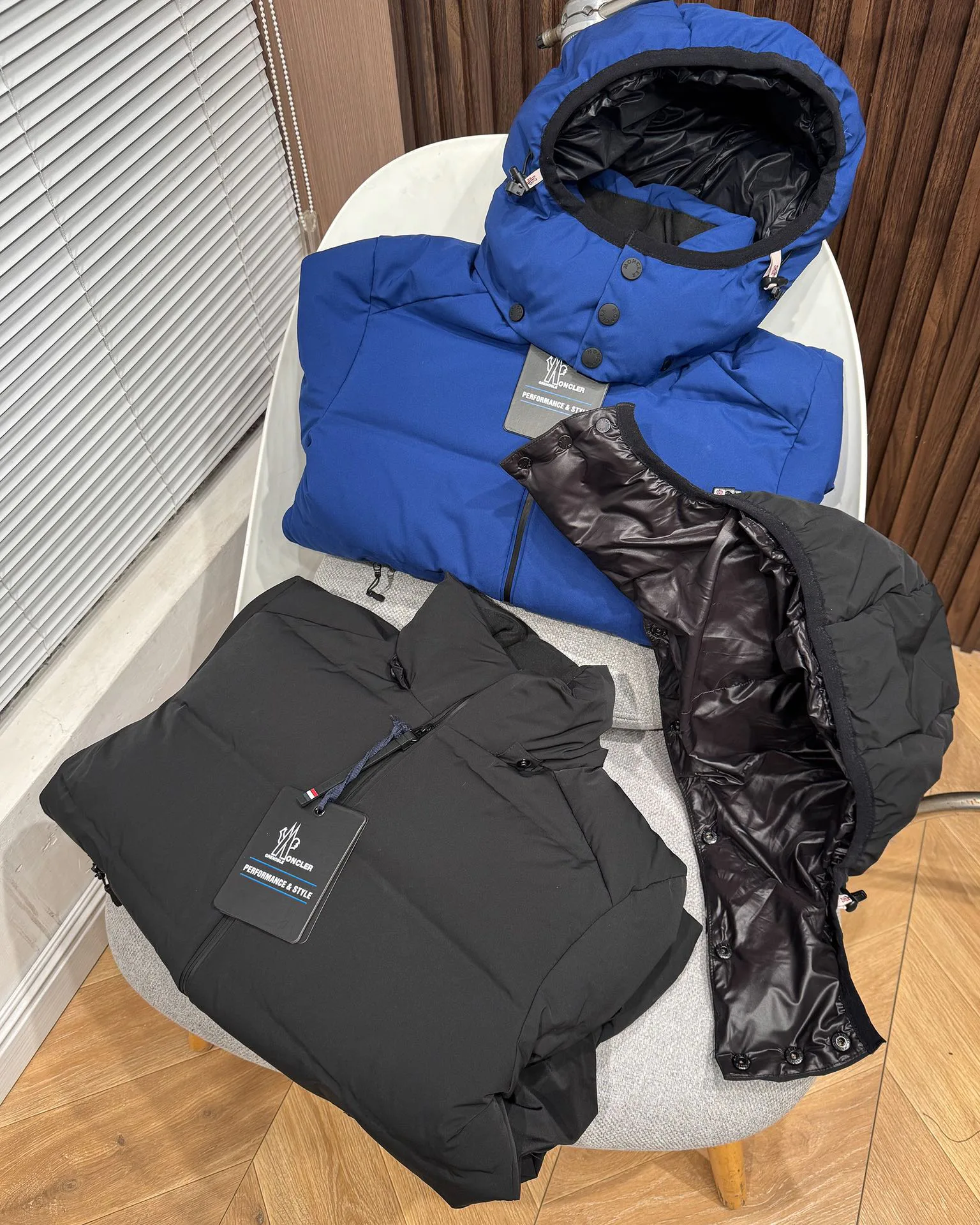 Куртки И Пуховики Мужские Moncler 4963724