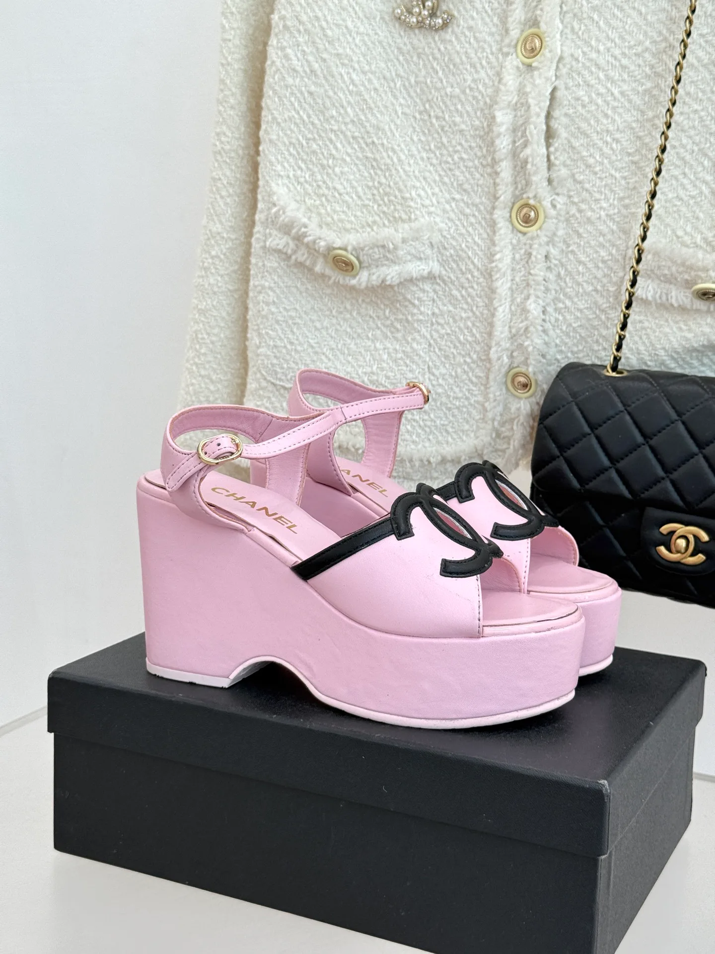 Босоножки Женские Chanel 12798272