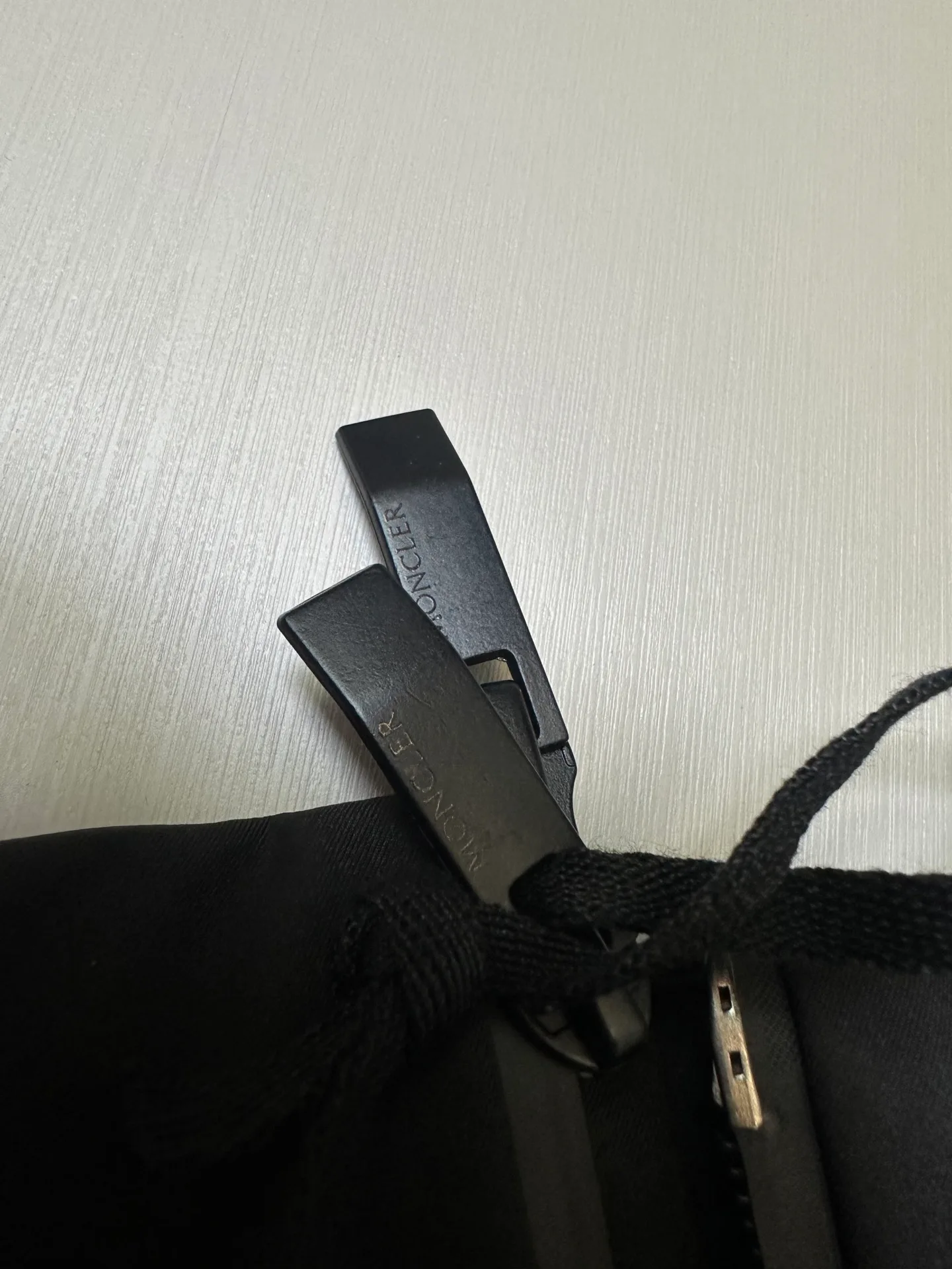 Куртки И Пуховики Мужские Moncler 1884721