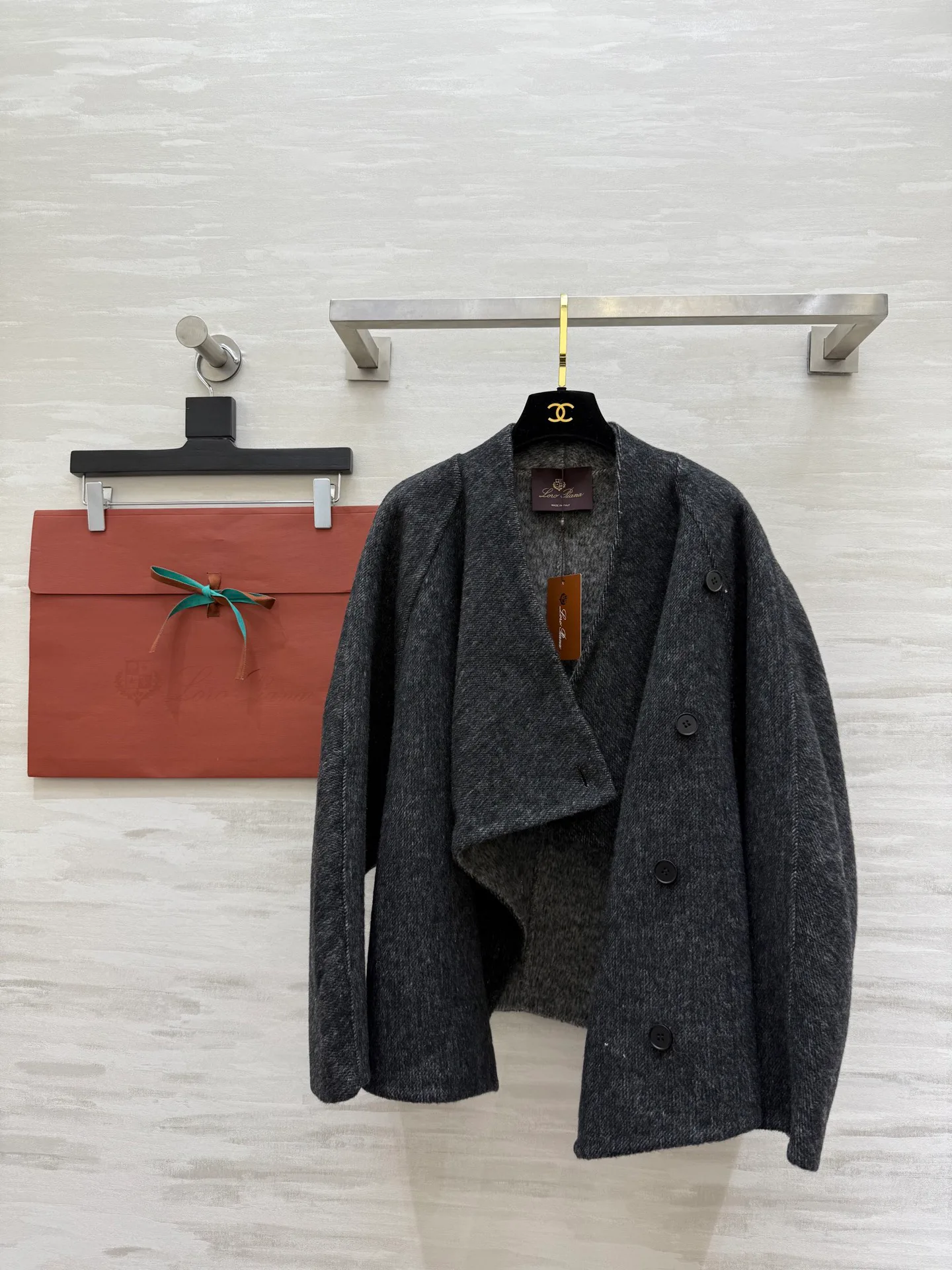 Куртки И Пуховики Женские Loro Piana 600327