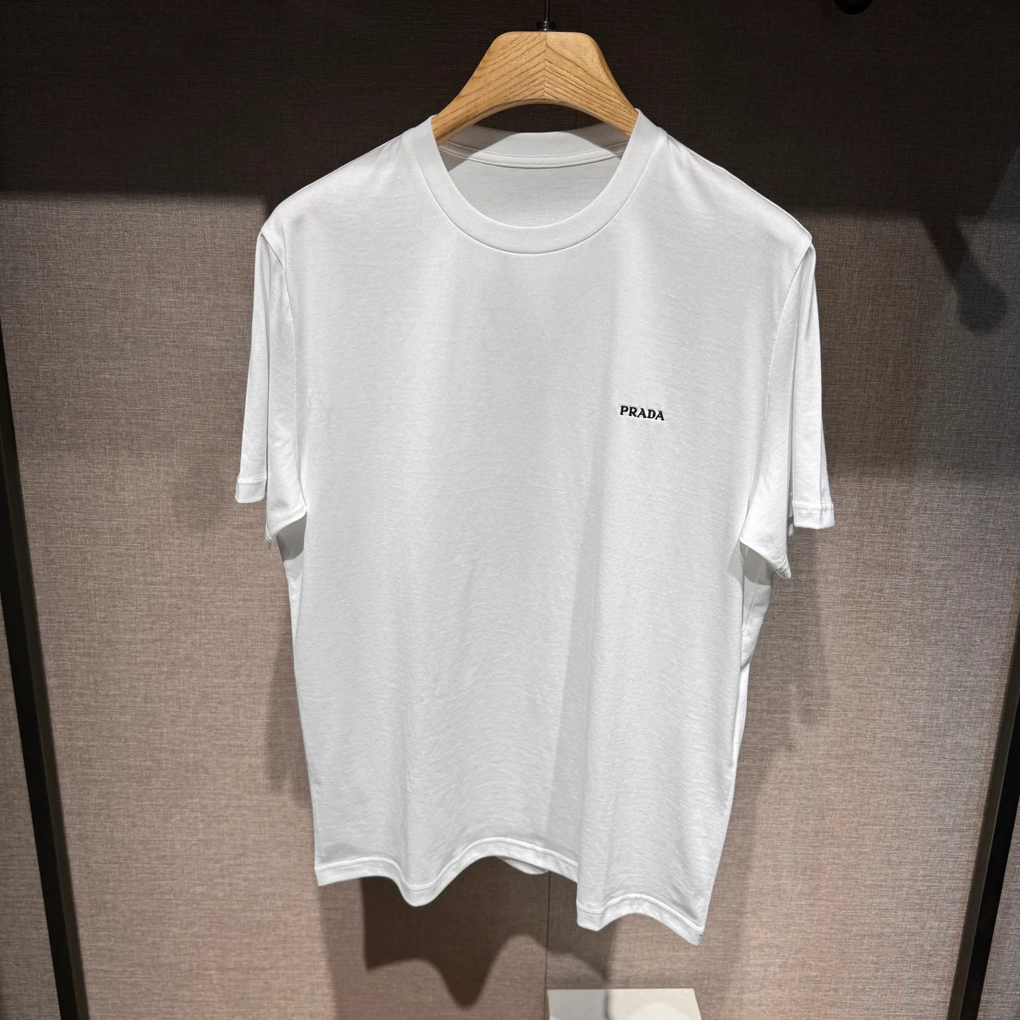 Футболки Женские Prada 12192904