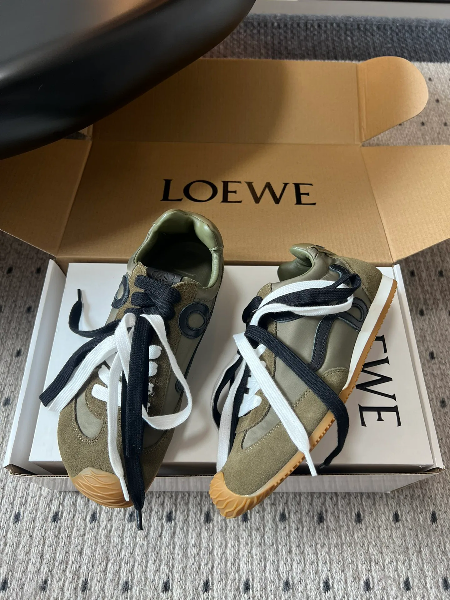 Кроссовки Женские Loewe 10475967