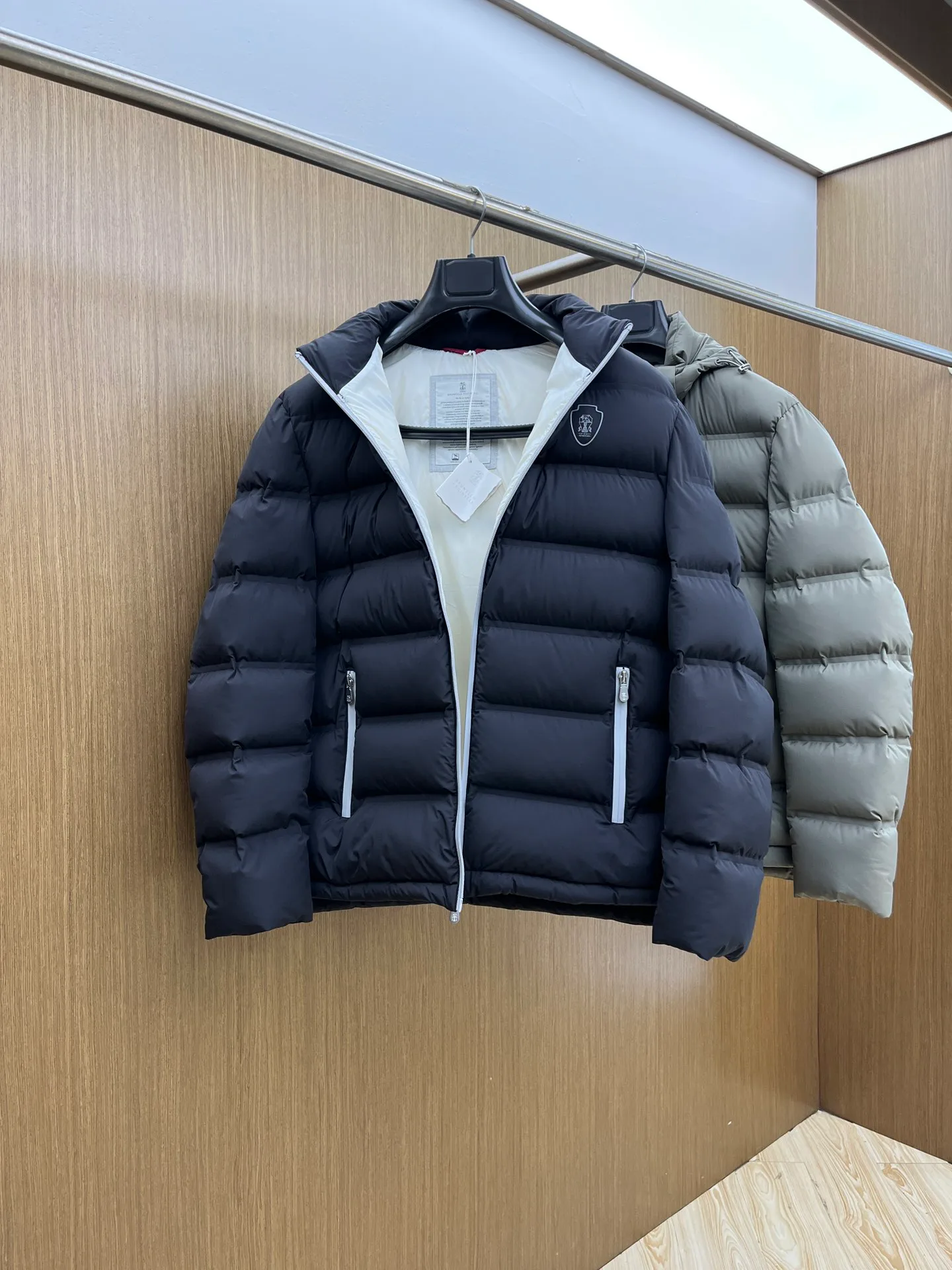 Куртки И Пуховики Мужские Brunello Cucinelli 18194601