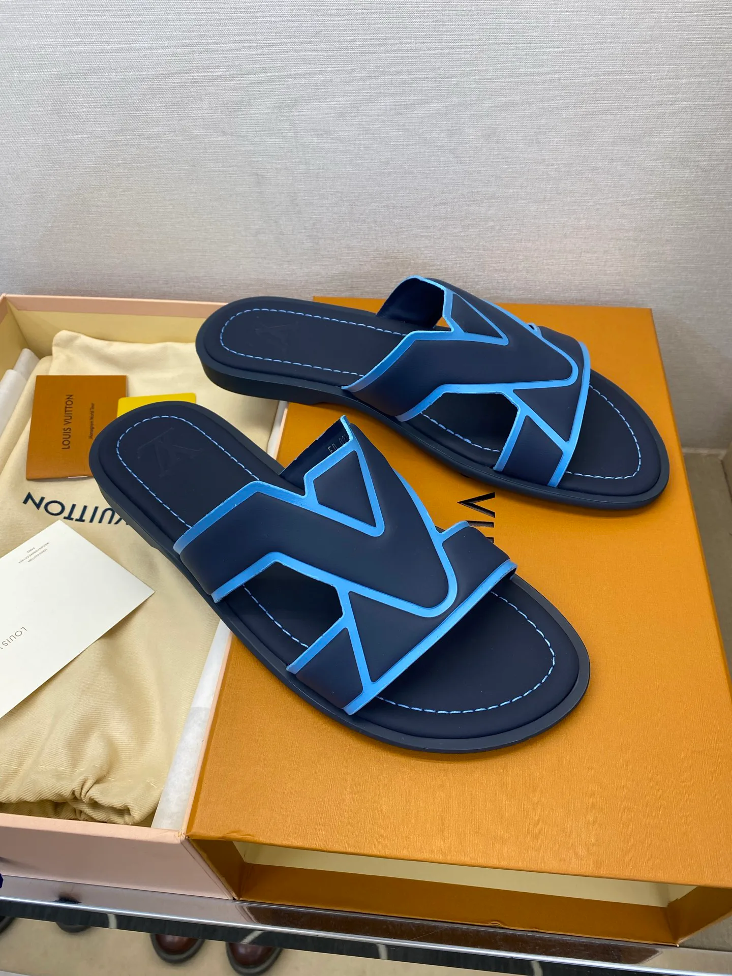 Сандалии Мужские Louis Vuitton 11767911