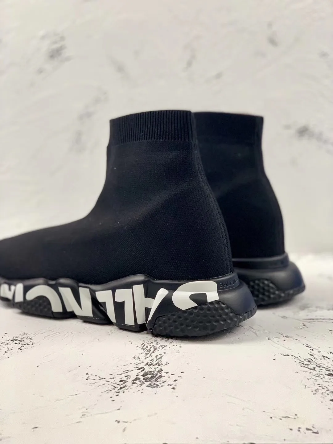 Кроссовки Женские Balenciaga 11619385