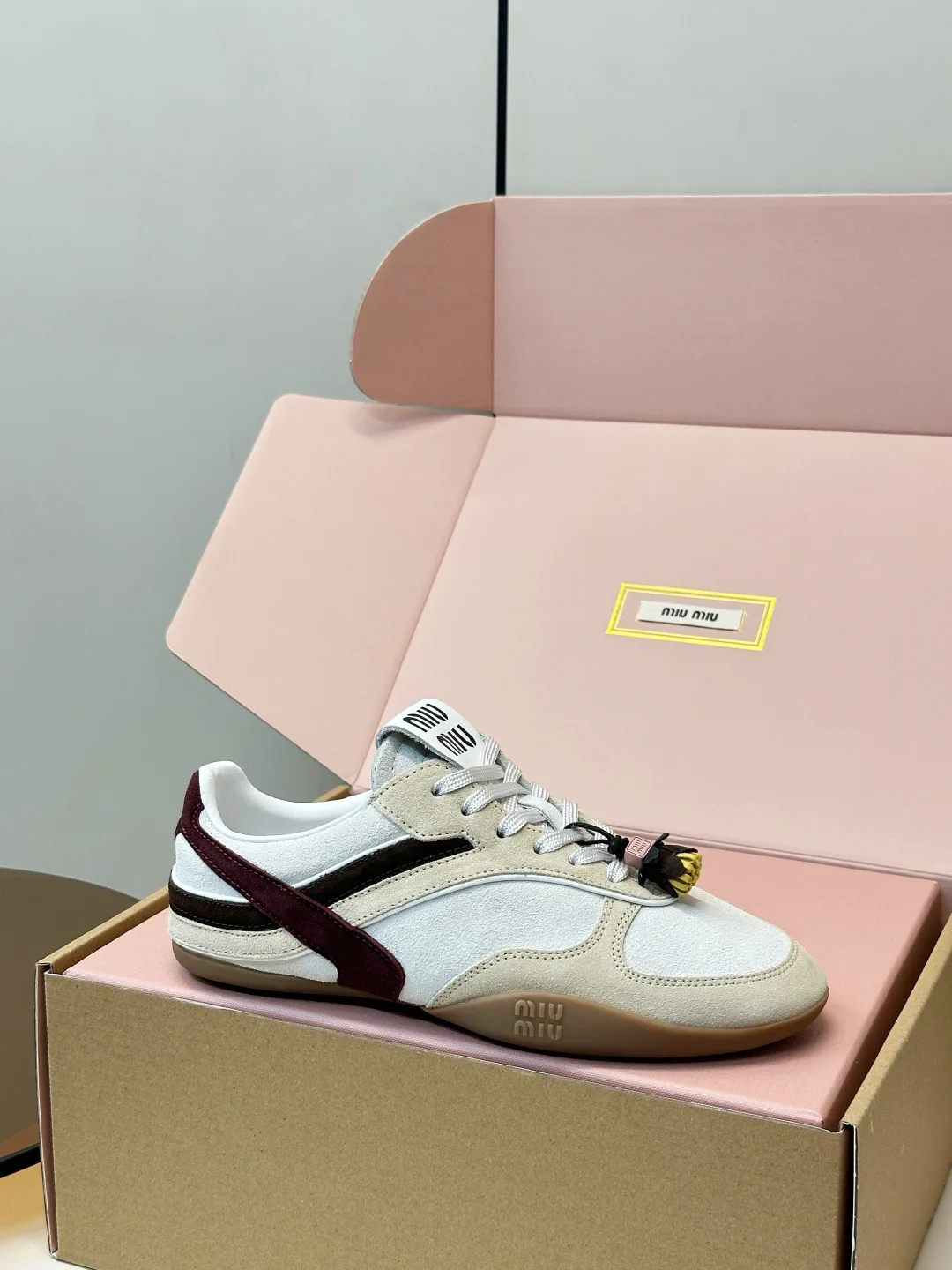Кроссовки Женские Miu Miu 18164555