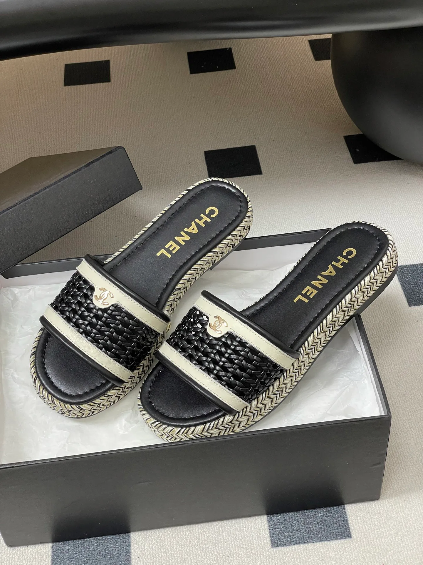 Сандалии Женские Chanel 11574058