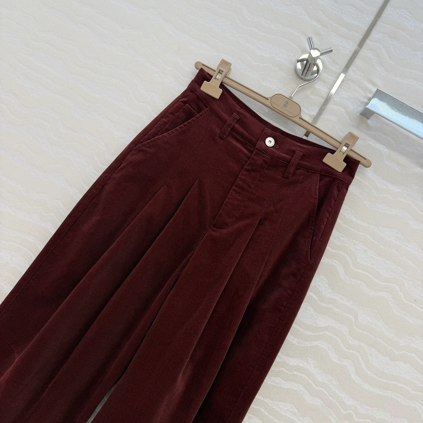 Брюки Женские Brunello Cucinelli 18402485