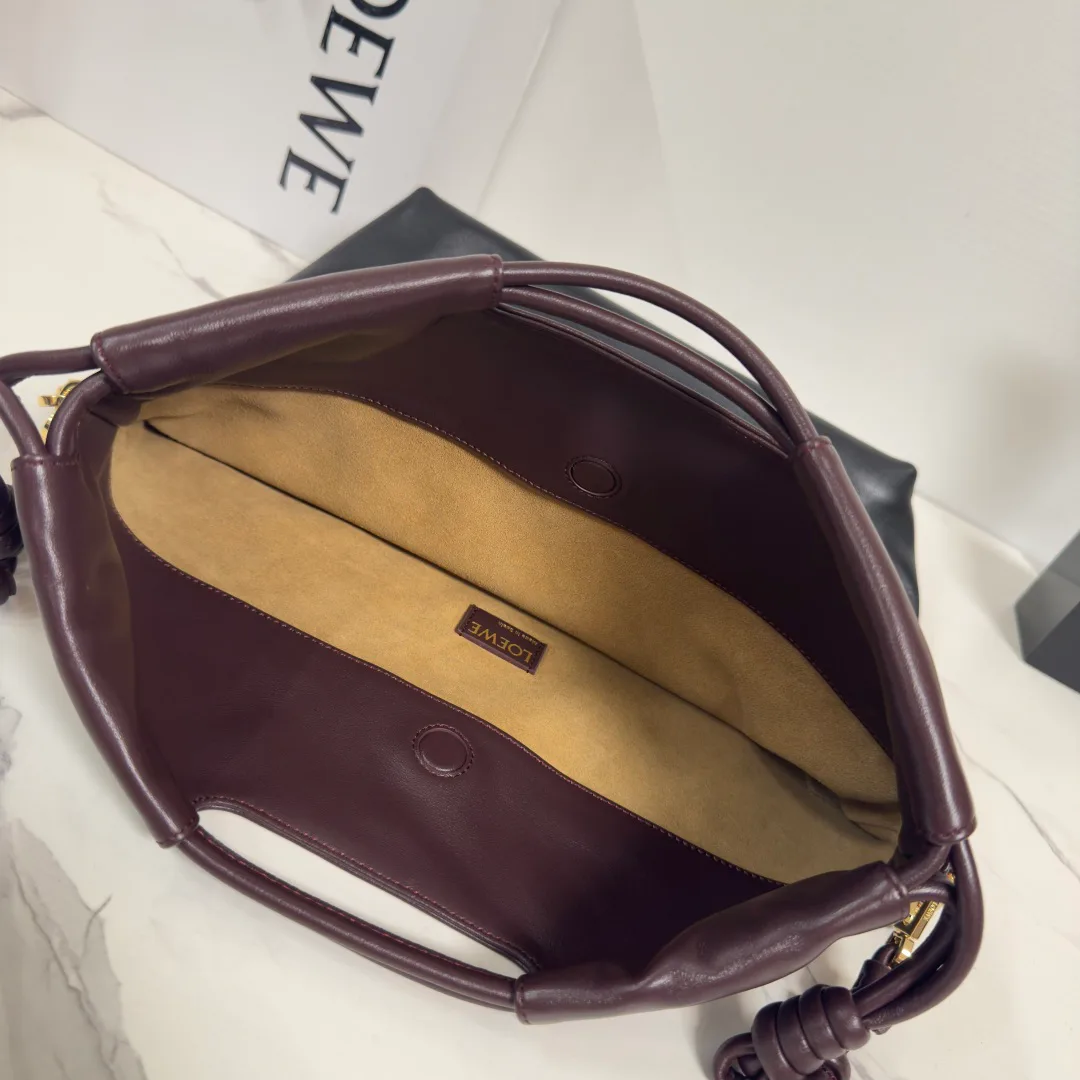 Классические Сумки Женские Loewe 11674528
