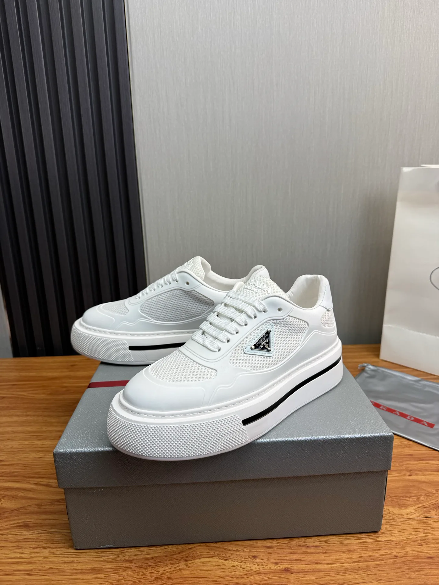 Лоферы И Туфли Мужские Prada 11603900