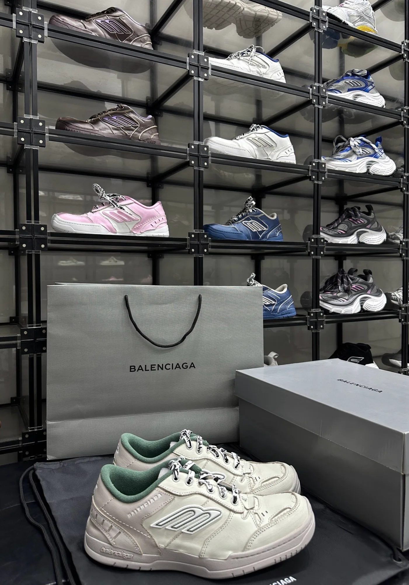 Кроссовки Женские Balenciaga 9269612