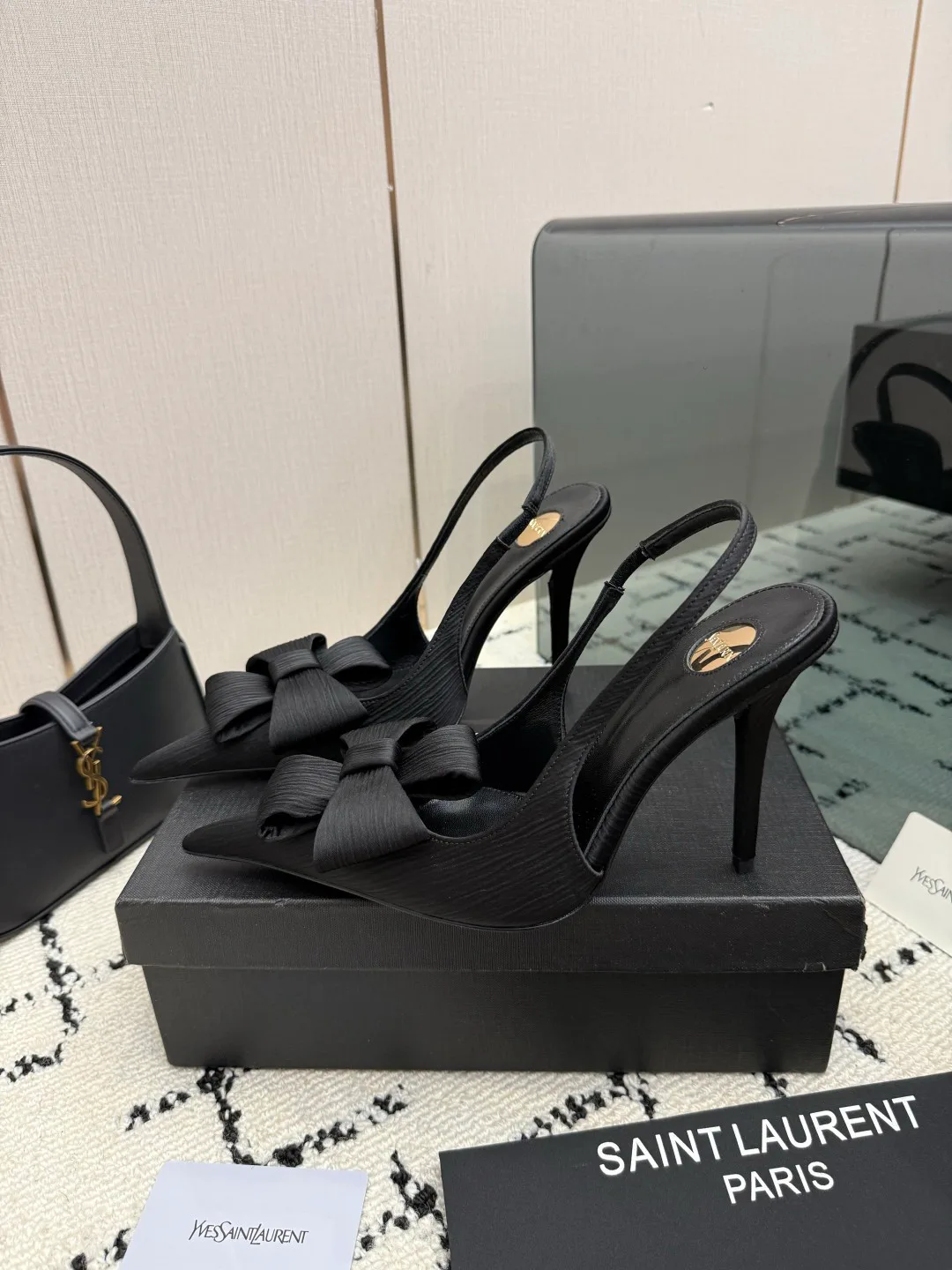 Босоножки Женские Saint Laurent 19633411