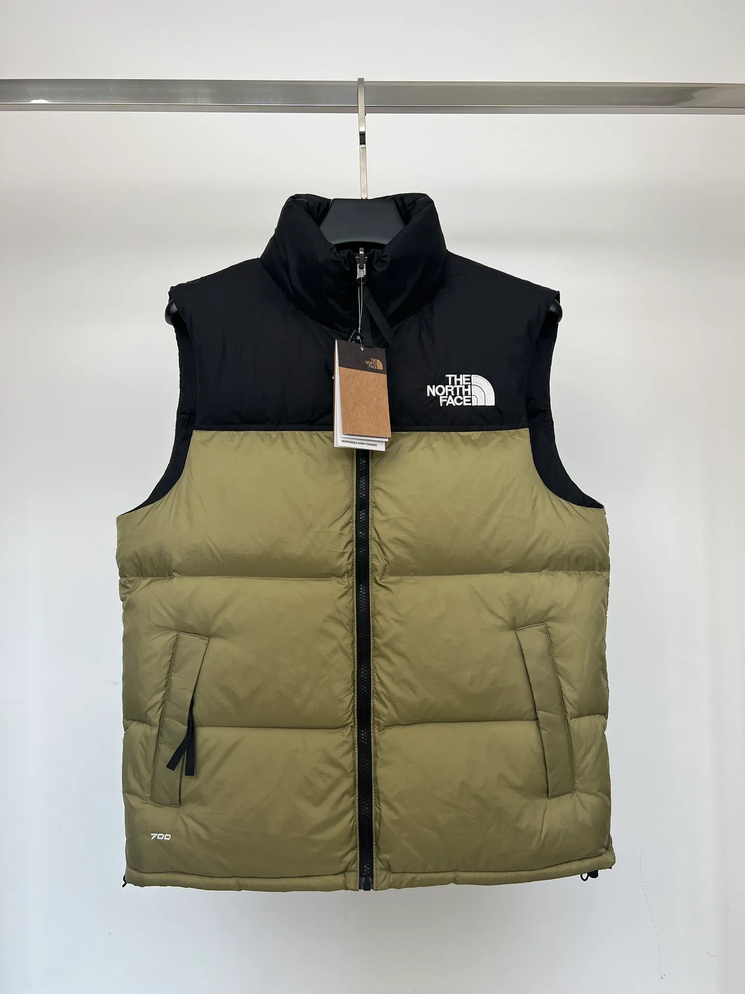 Жилеты Женские The North Face 18416024